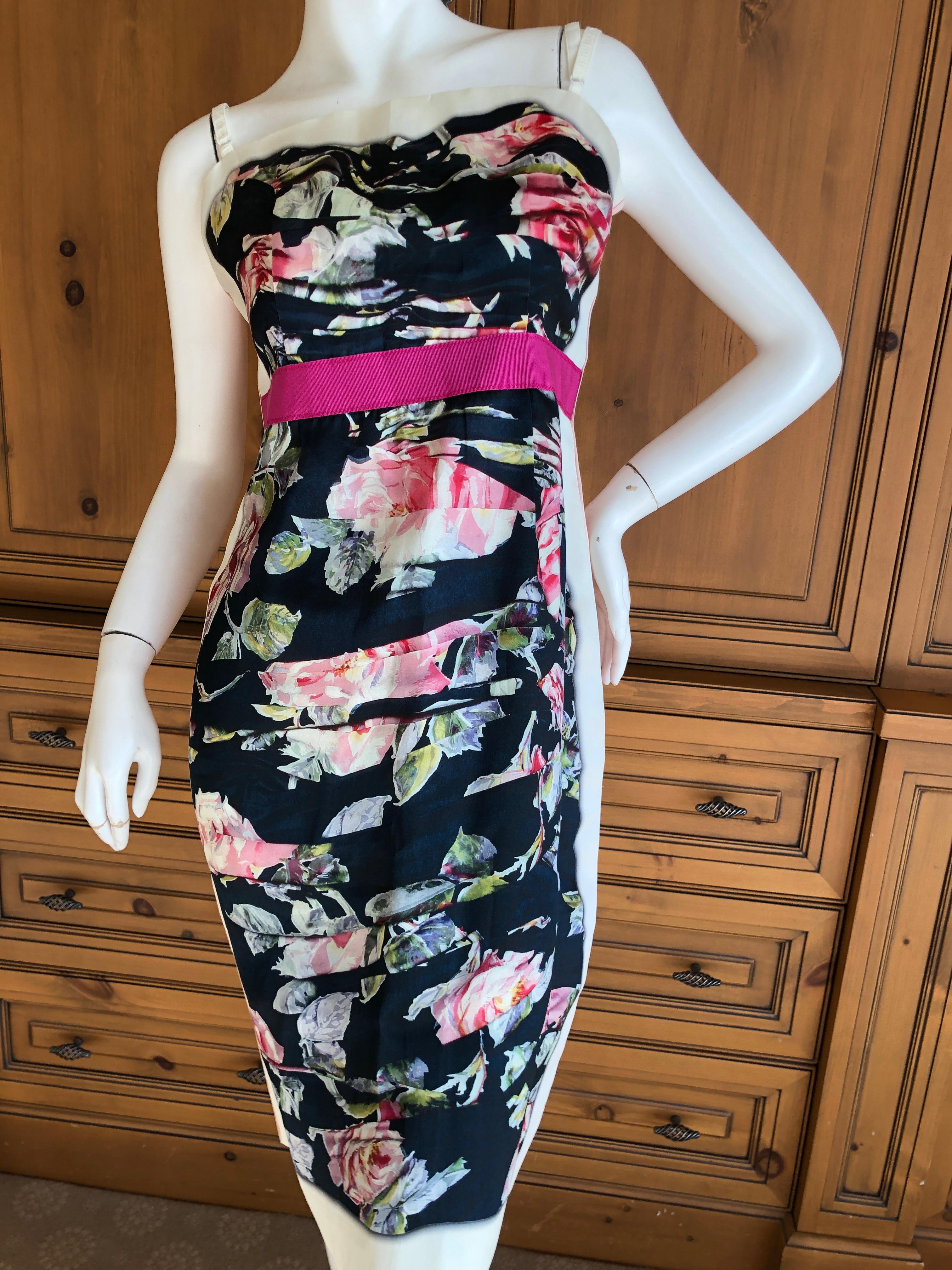 D&G Dolce & Gabbana Romantic Floral Dress
Size 44, but tag removed
Bust 36