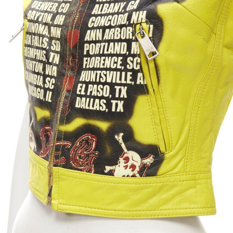 D&G DOLCE GABBANA Vintage 2001 gelbe moderne Beauty Rock Leder-Bikerjacke IT38 XS
Referenz: ANWU/A00686
Marke: D&G
Designer: Domenico Dolce und Stefano Gabbana
Collection'S: Herbst Winter 2001
MATERIAL: Leder
Farbe: Gelb, Mehrfarbig
Muster: Rock and