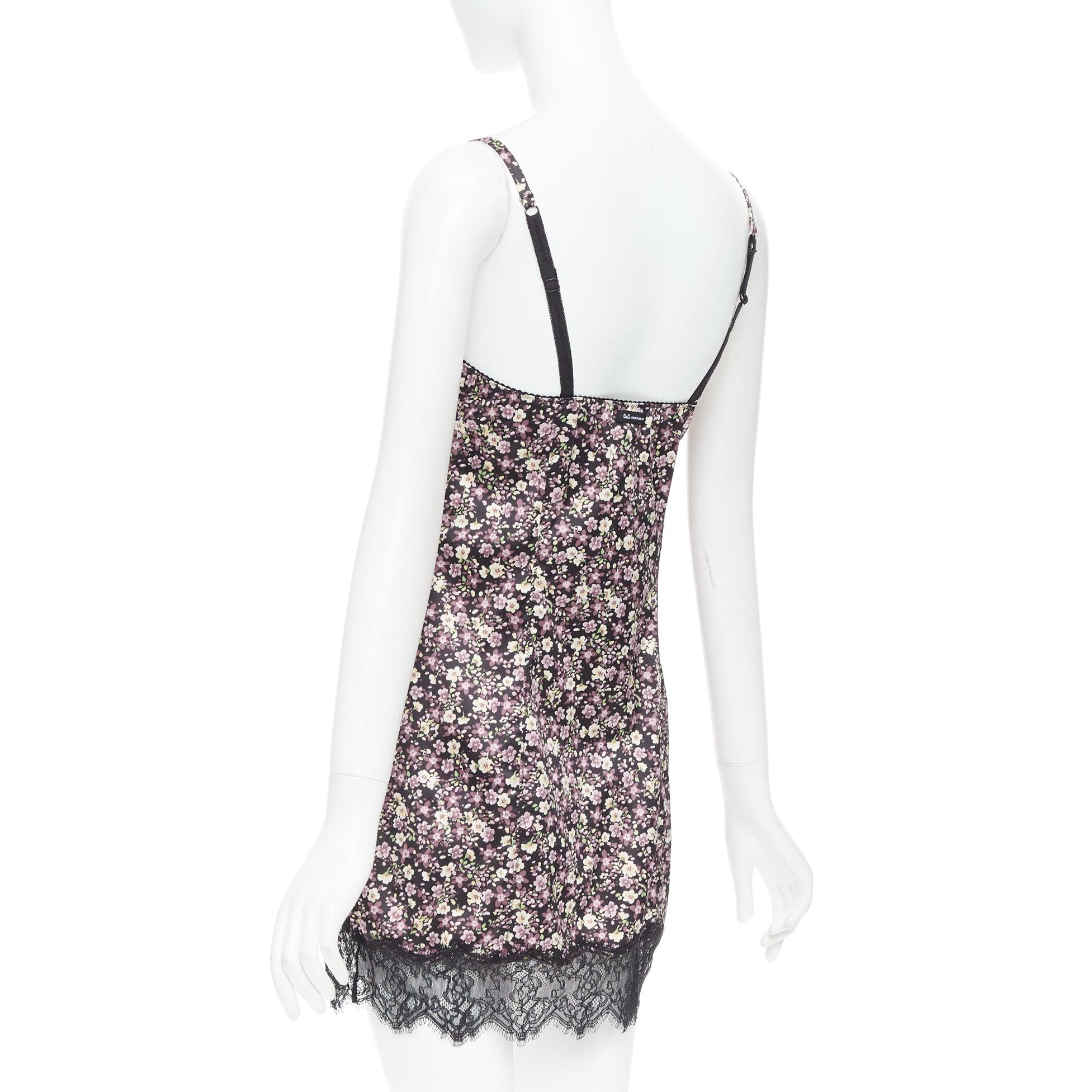 D&G DOLCE GABBANA Vintage Rosa Grünes florales schwarzes Slip-Kleid mit Schleifenbesatz und Spitzenbesatz M im Angebot 1
