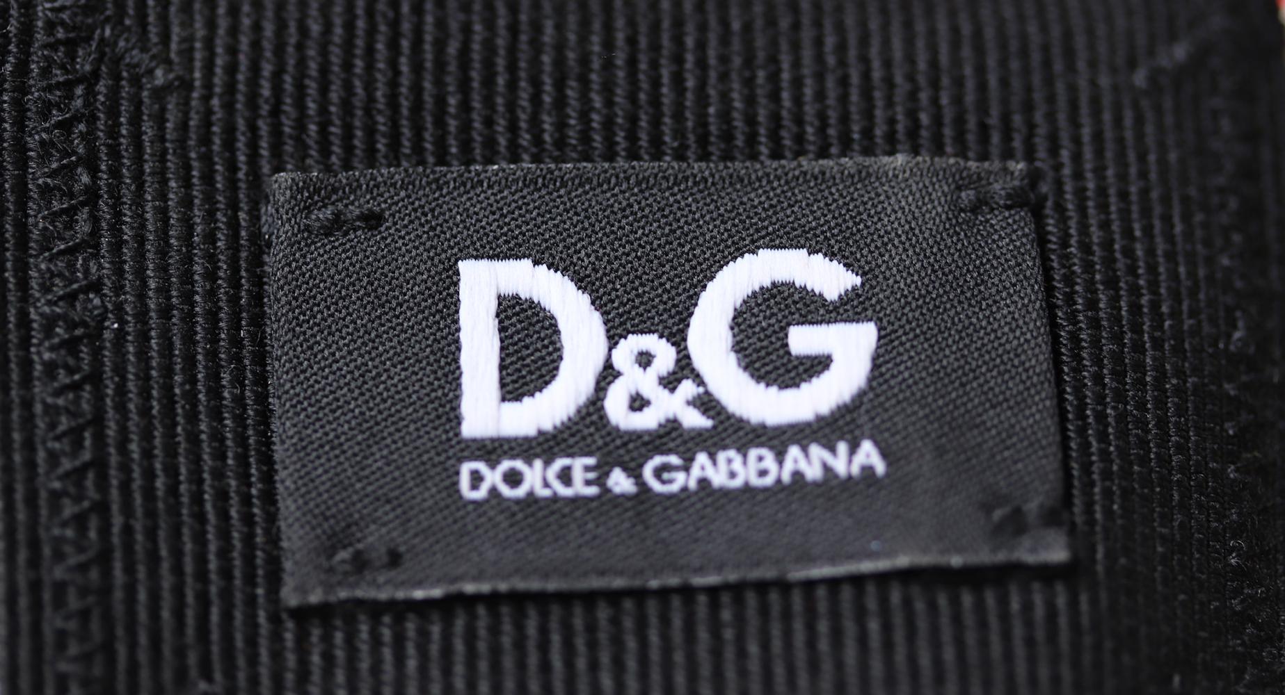 dg clothing