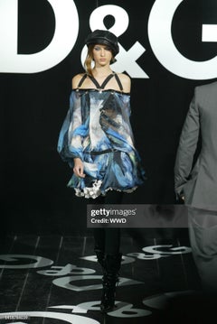 D&G Otoño-Invierno 2003 Dolce & Gabbana Top azul transparente estampado «Marie Antoinette» IT 44