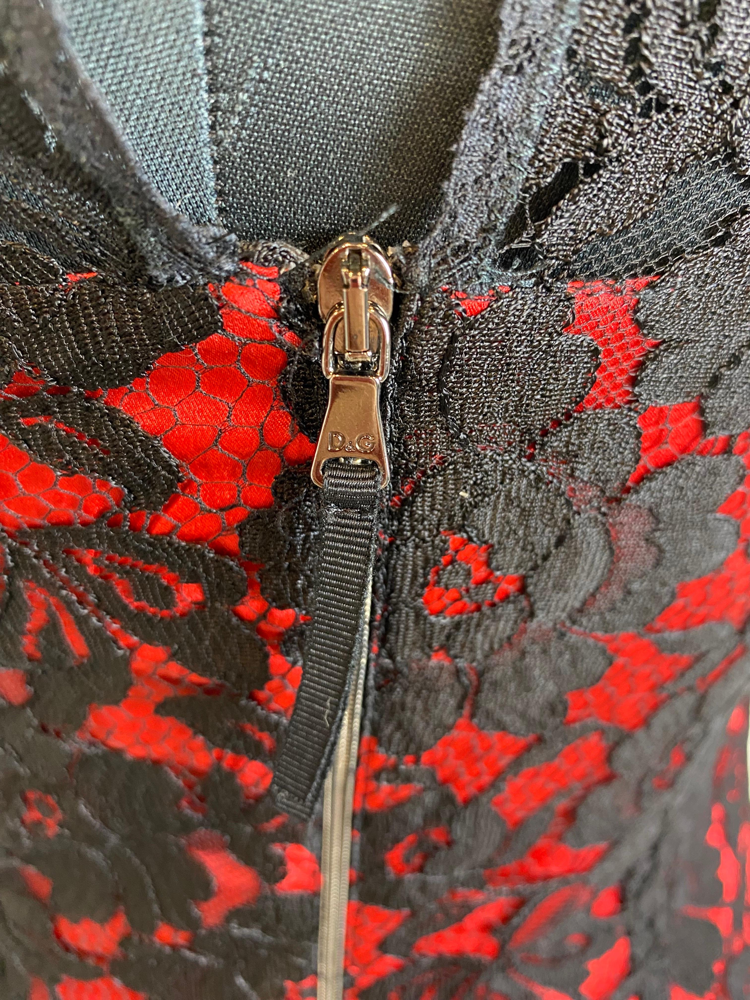 D&G Spitzenkleid im Zustand „Hervorragend“ im Angebot in Carnate, IT