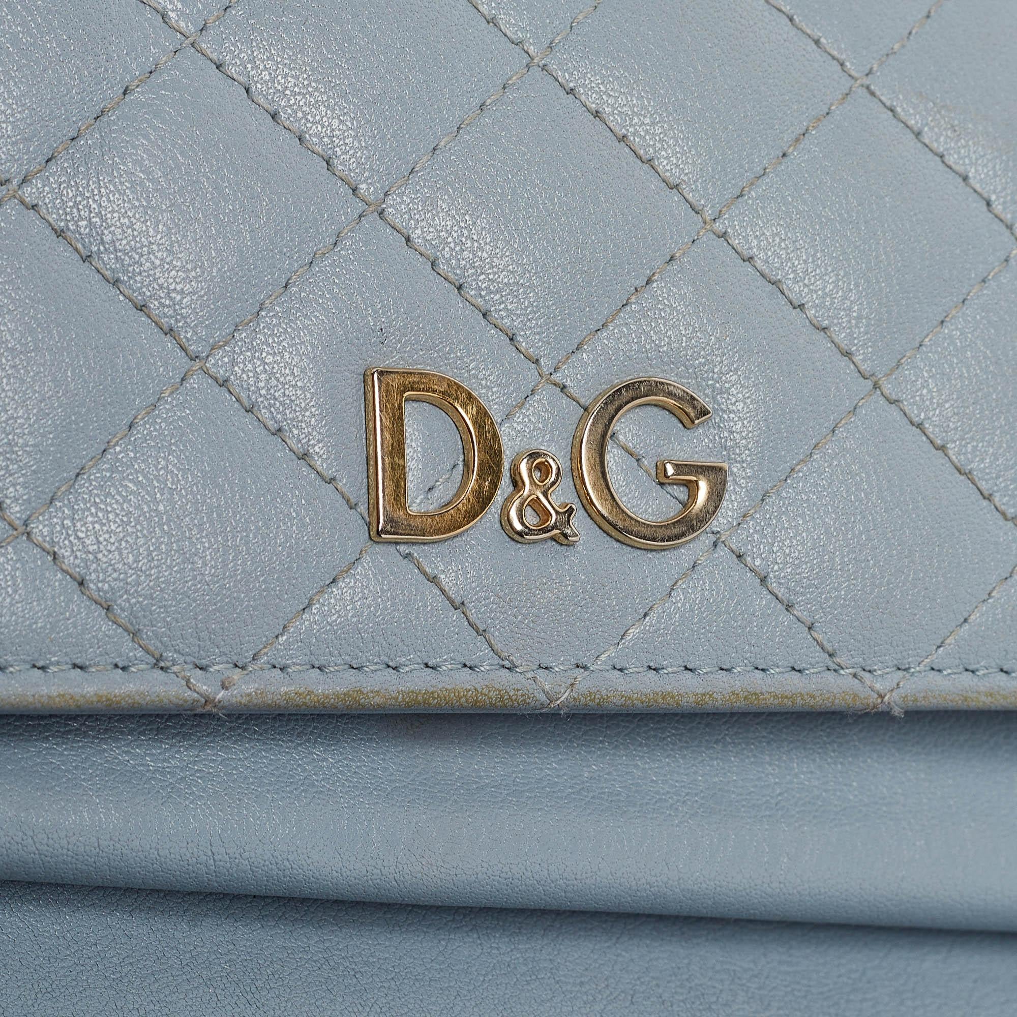 D&G Light Blue Quilted Leather Continental Wallet For Sale 5