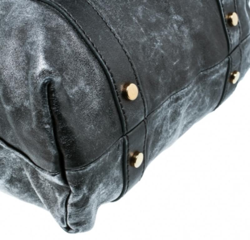 D&G Borsa messenger in pelle grigia metallizzata Golden Box in vendita 2