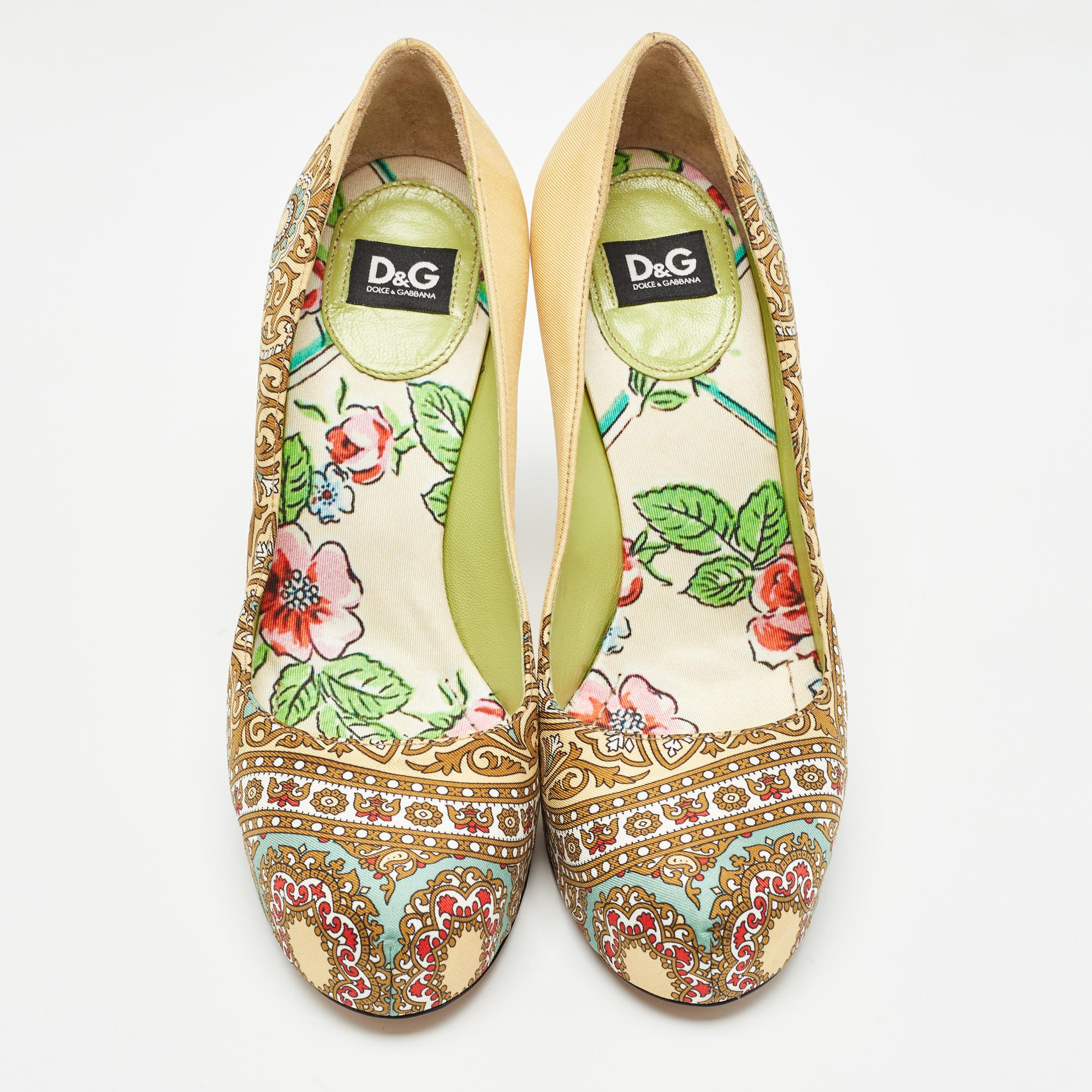Brown D&G Multicolor Printed Fabric Platform Pumps Size 36.5 For Sale