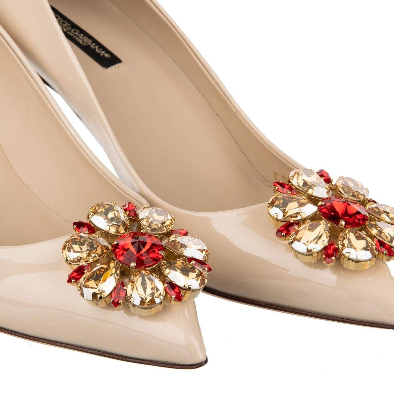 - Pointed patent leather Pumps BELLUCCI with crystals brooch in beige, red and gold by DOLCE & GABBANA - New with Box - MADE IN ITALY - Former RRP: EUR 725 - Crystals brooch in front - Model: CD0693-B1471-80011 - Material: 100% Calfskin - Inner
