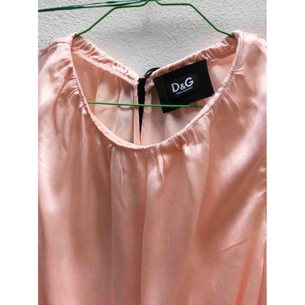 D&G Silk Mid-Length Dress in Pink  In Good Condition In Carnate, IT
