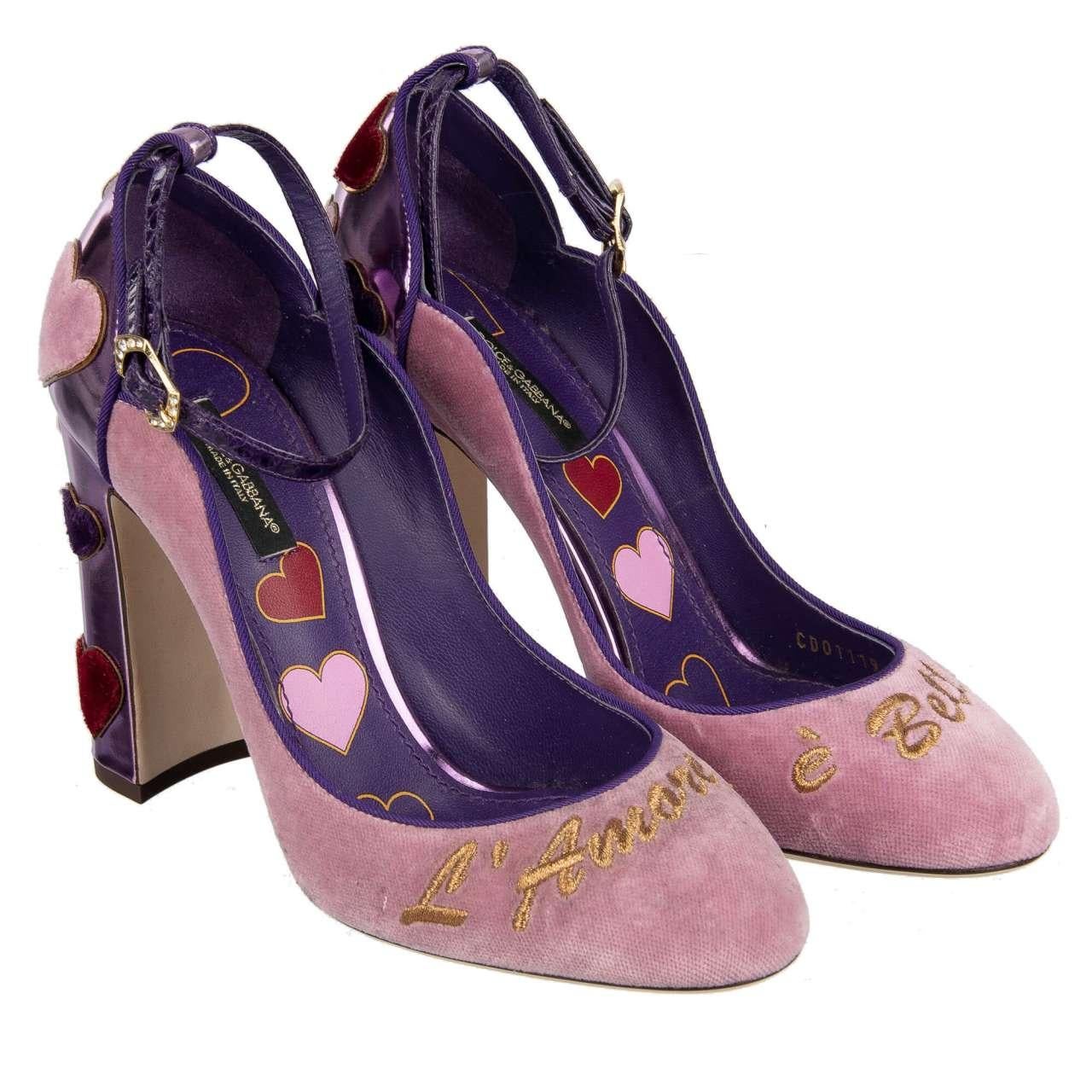- Velvet Ankle Strap Pumps VALLY in purple and pink with gold embroidered L'Amore, hearts embellished block heel and snakeskin ankle strap by DOLCE & GABBANA - New with Box - MADE IN ITALY - Former RRP: EUR 845 - Gold Embroidered 