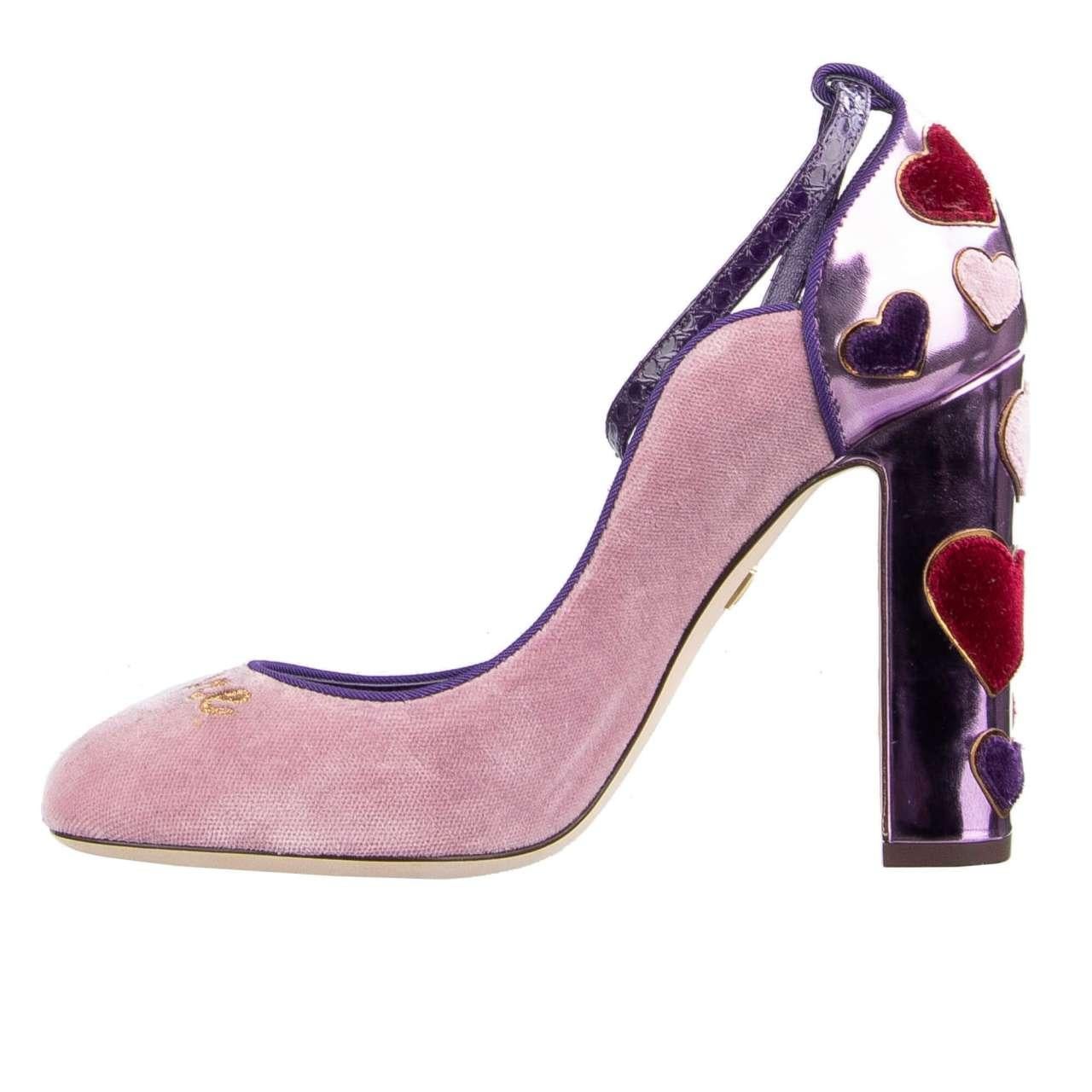 D&G Velvet Ankle Strap Hearts Pumps VALLY L'Amore Purple Pink EUR 38.5 In Excellent Condition For Sale In Erkrath, DE