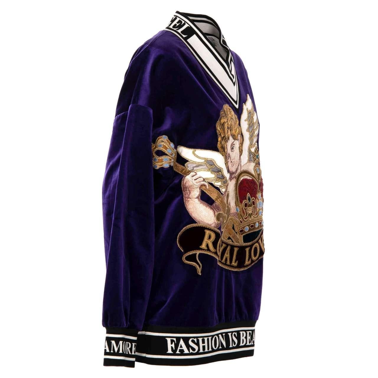 - Oversize long velvet Sweater / Sweatshirt ROYAL LOVE with Angel and Crown embroidery by DOLCE & GABBANA - RUNWAY - Dolce & Gabbana Fashion Show - New with Tags - Former RRP: EUR 1.250 - MADE IN ITALY - Oversize, long cut - Model: