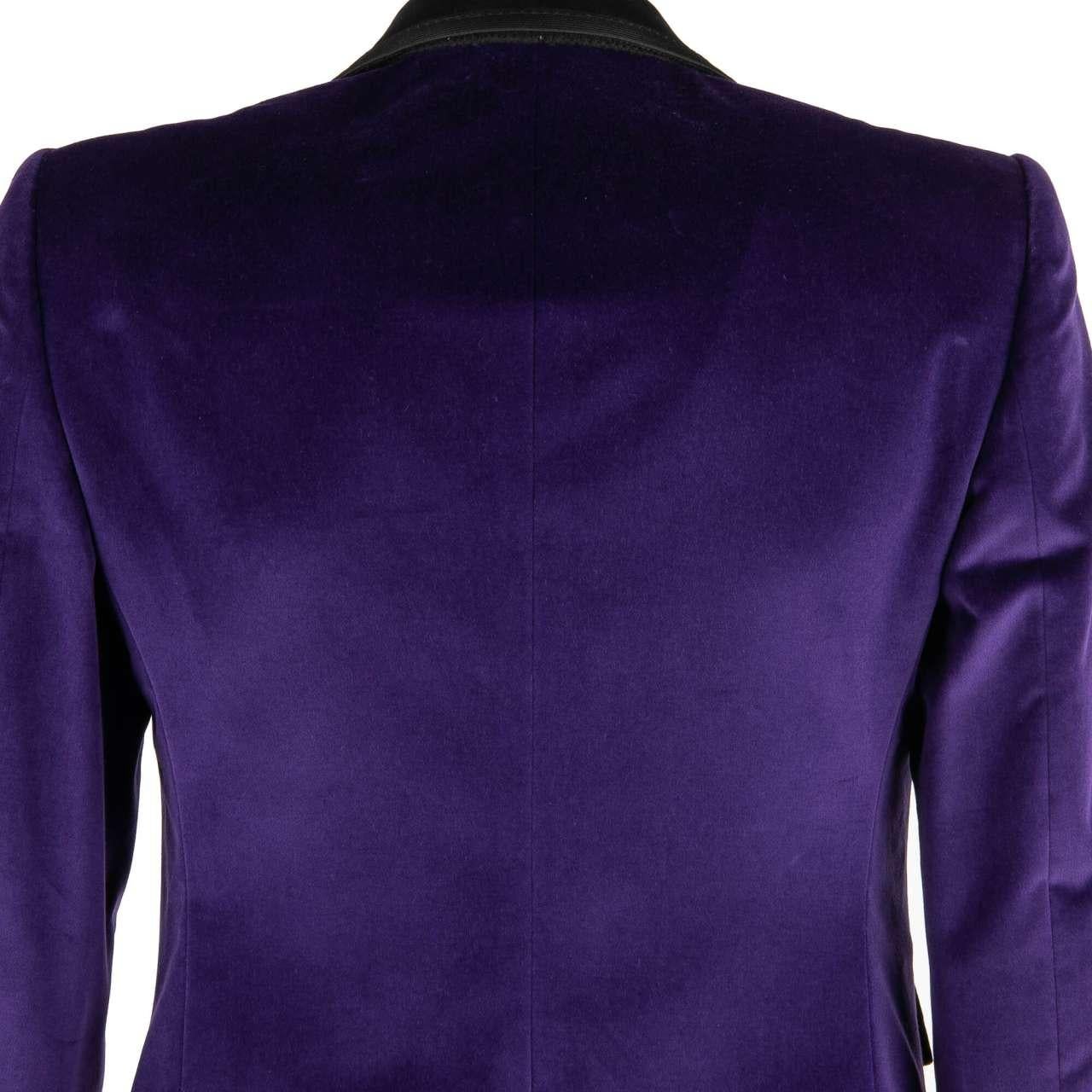 D&G Velvet Tuxedo Blazer with Crystals, Pearls and Sequins Purple Black 46 For Sale 2