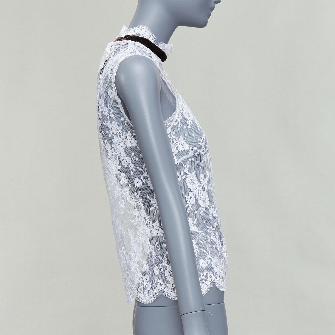 D&G Vintage white floral lace black velvet trim hi neck scallop top IT40 S In New Condition In Hong Kong, NT