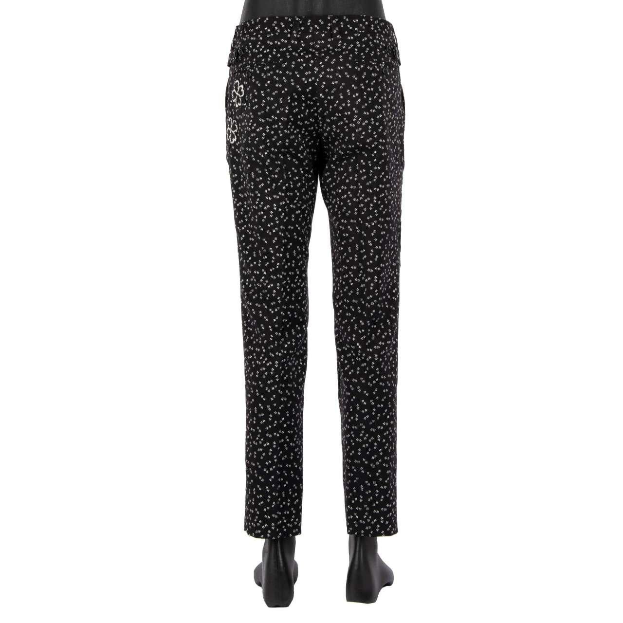 D&G - Virgin Wool Trousers with Flowers, Crown and Bee Embroidery Black 48 In Excellent Condition For Sale In Erkrath, DE