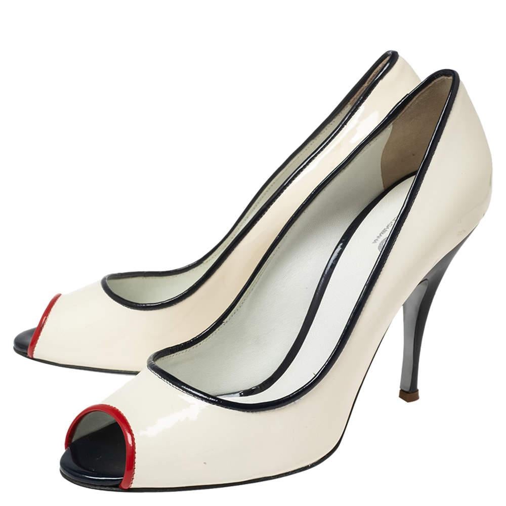 D&G White Patent Leather Peep Toe Pumps Size 41 For Sale 1