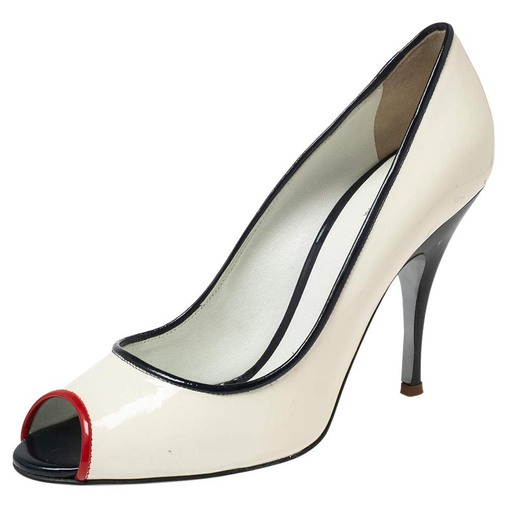 D&G White Patent Leather Peep Toe Pumps Size 41 For Sale