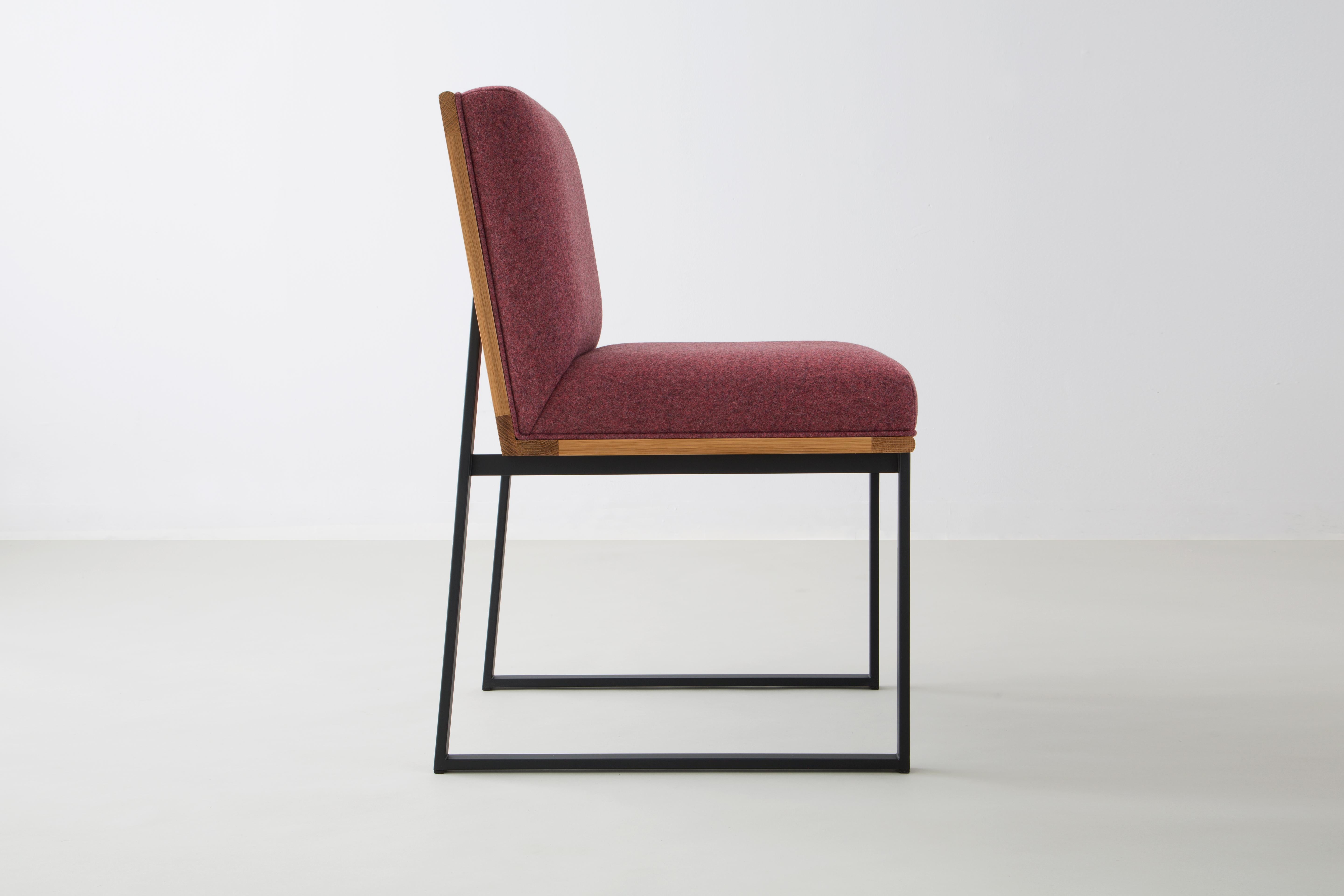 The DGD dining chair finds formality and comfort in the industrial and organic.
 
Powder coated steel frame shown in black and available in any standard RAL colors.

Shown in white oak and Divina MD wool felt by Kvadrat. 

Available with:

Wood in