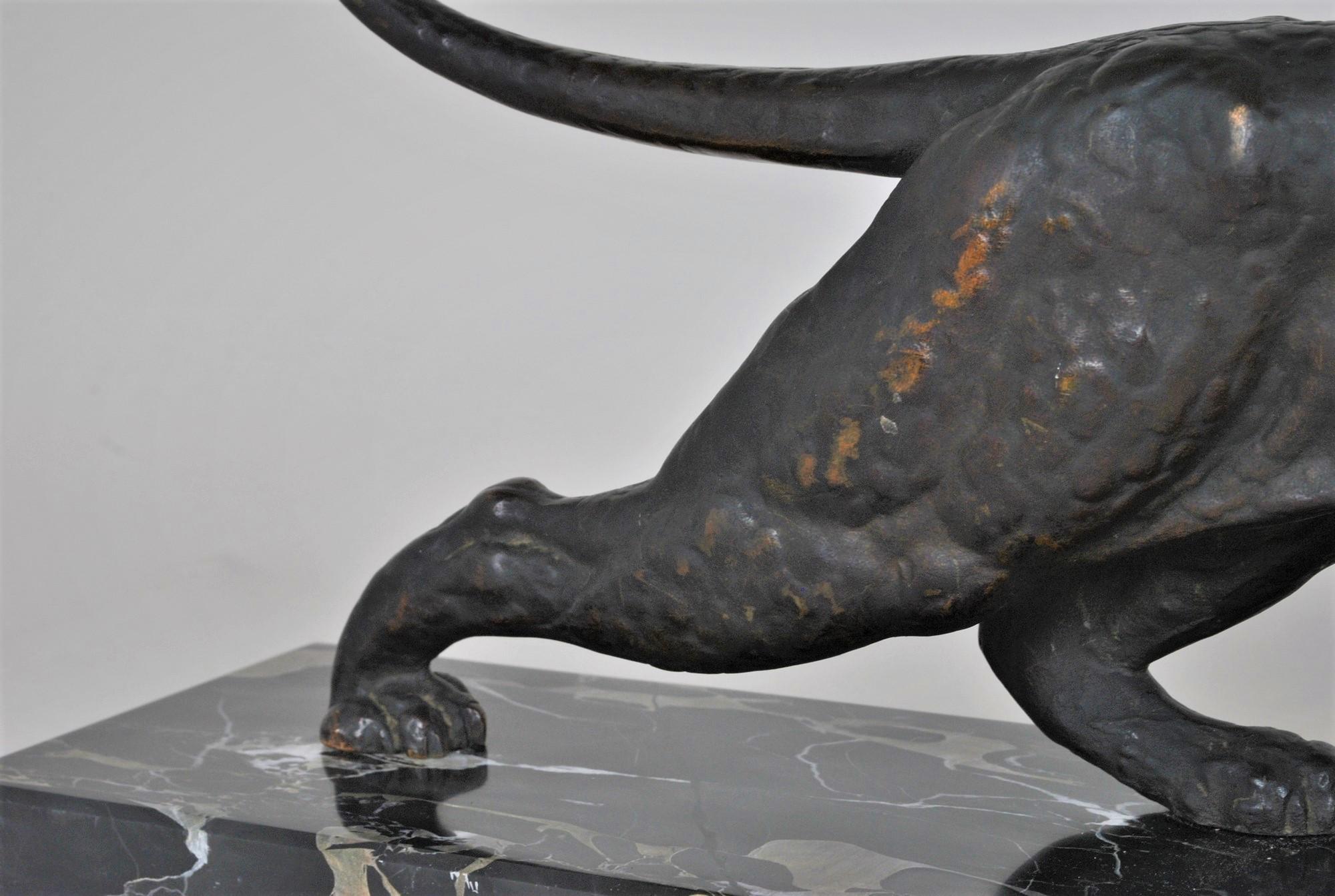 Dh Chiparus, Panther on the Lookout, Rare Bronze Model, Signed, Art Deco, 20th C For Sale 5