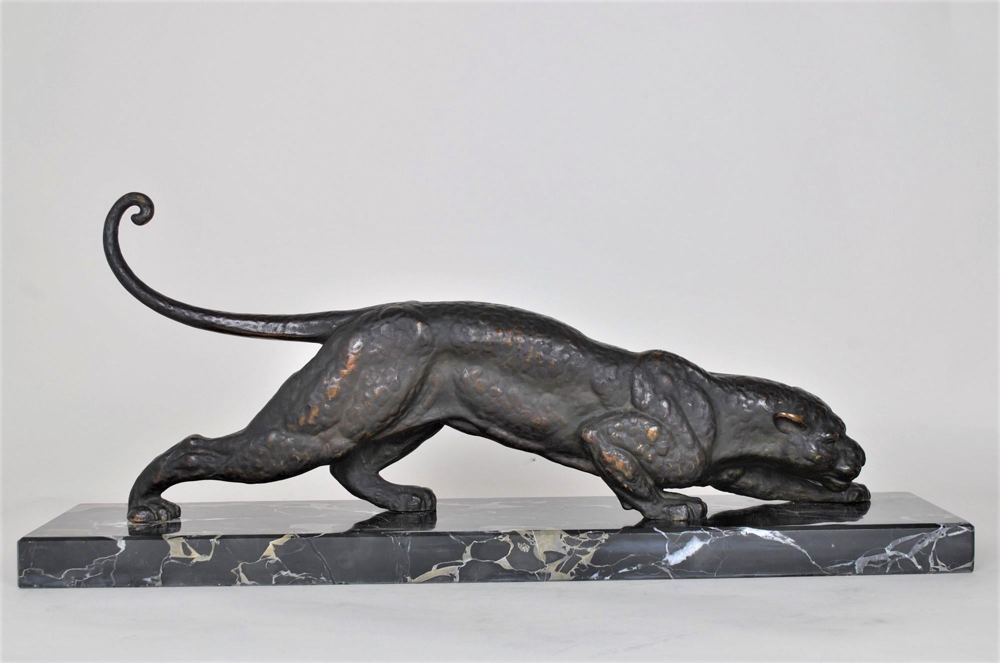 20th Century Dh Chiparus, Panther on the Lookout, Rare Bronze Model, Signed, Art Deco, 20th C For Sale