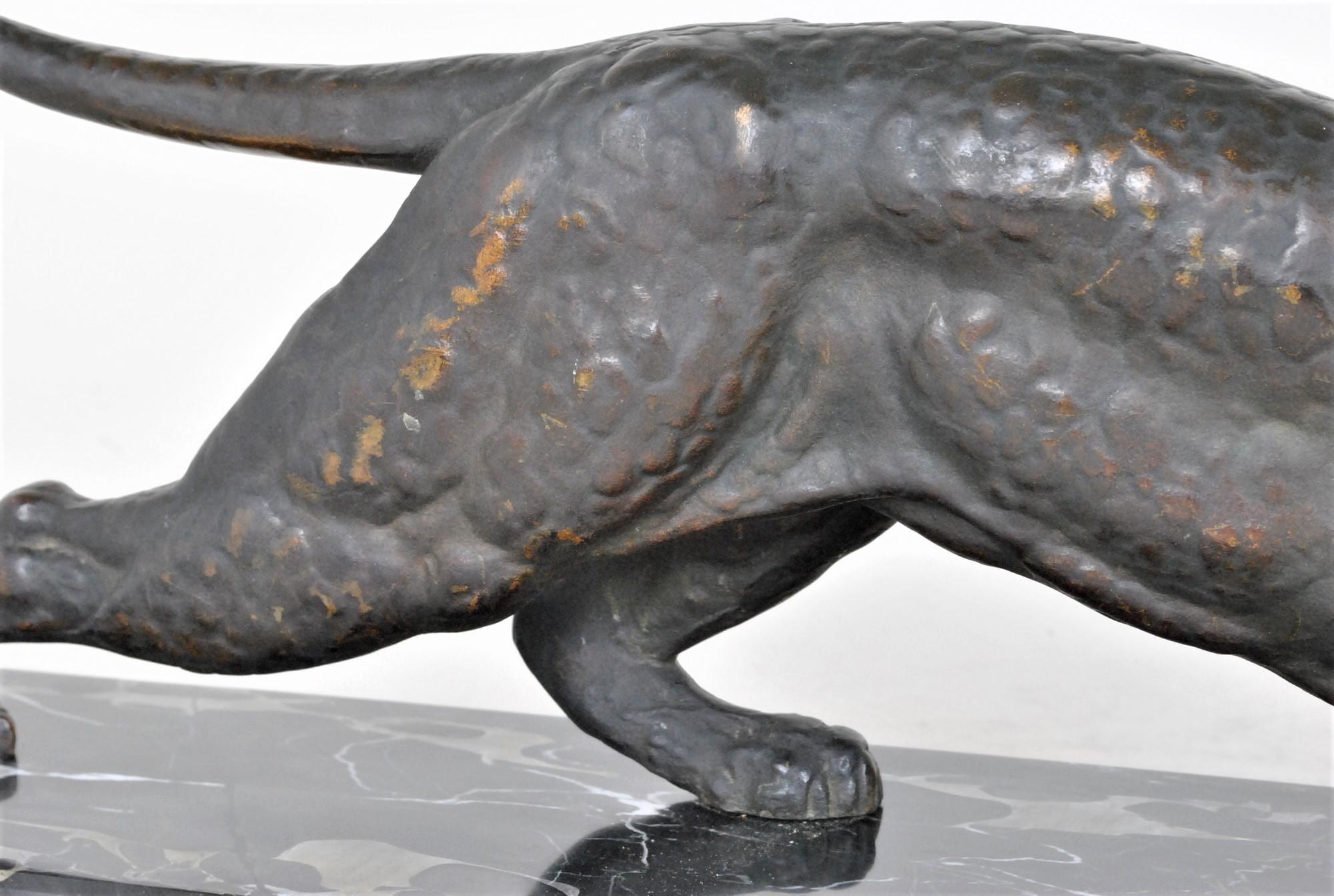 Dh Chiparus, Panther on the Lookout, Rare Bronze Model, Signed, Art Deco, 20th C For Sale 4