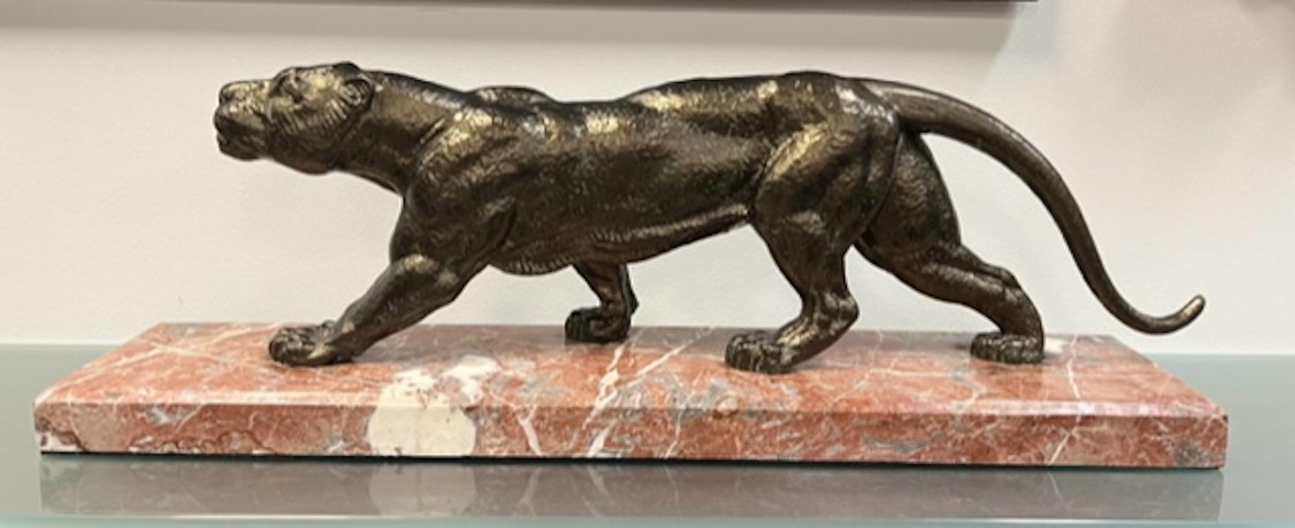 Art Deco Panther Sculpture by D.H. Chiparus For Sale 1