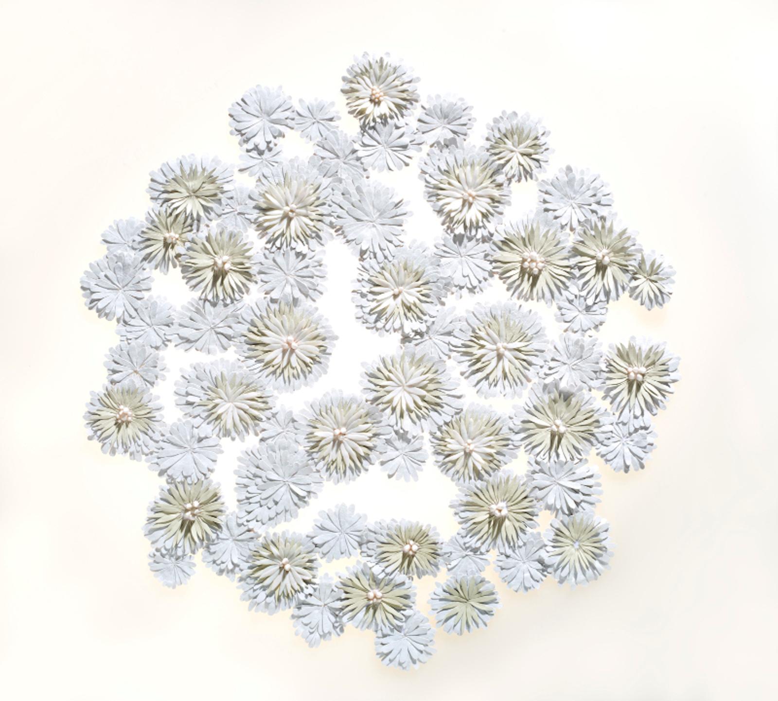 Cultiveren III - Abstract floral circle composition beige white nature inspired - Mixed Media Art by Dharma Strasser MacColl