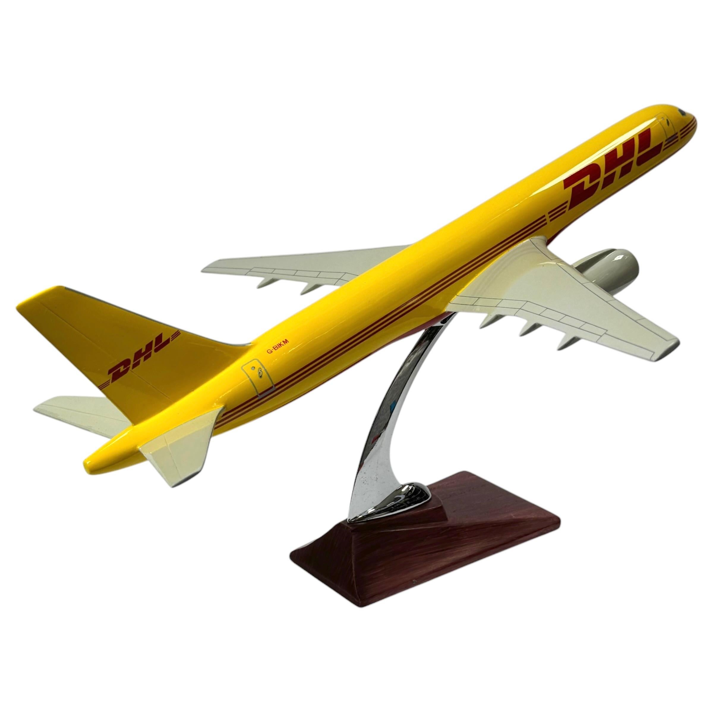 DHL - EAT Trasporto aereo europeo Modello in scala Boeing B757-200 G-BIKM in vendita 1