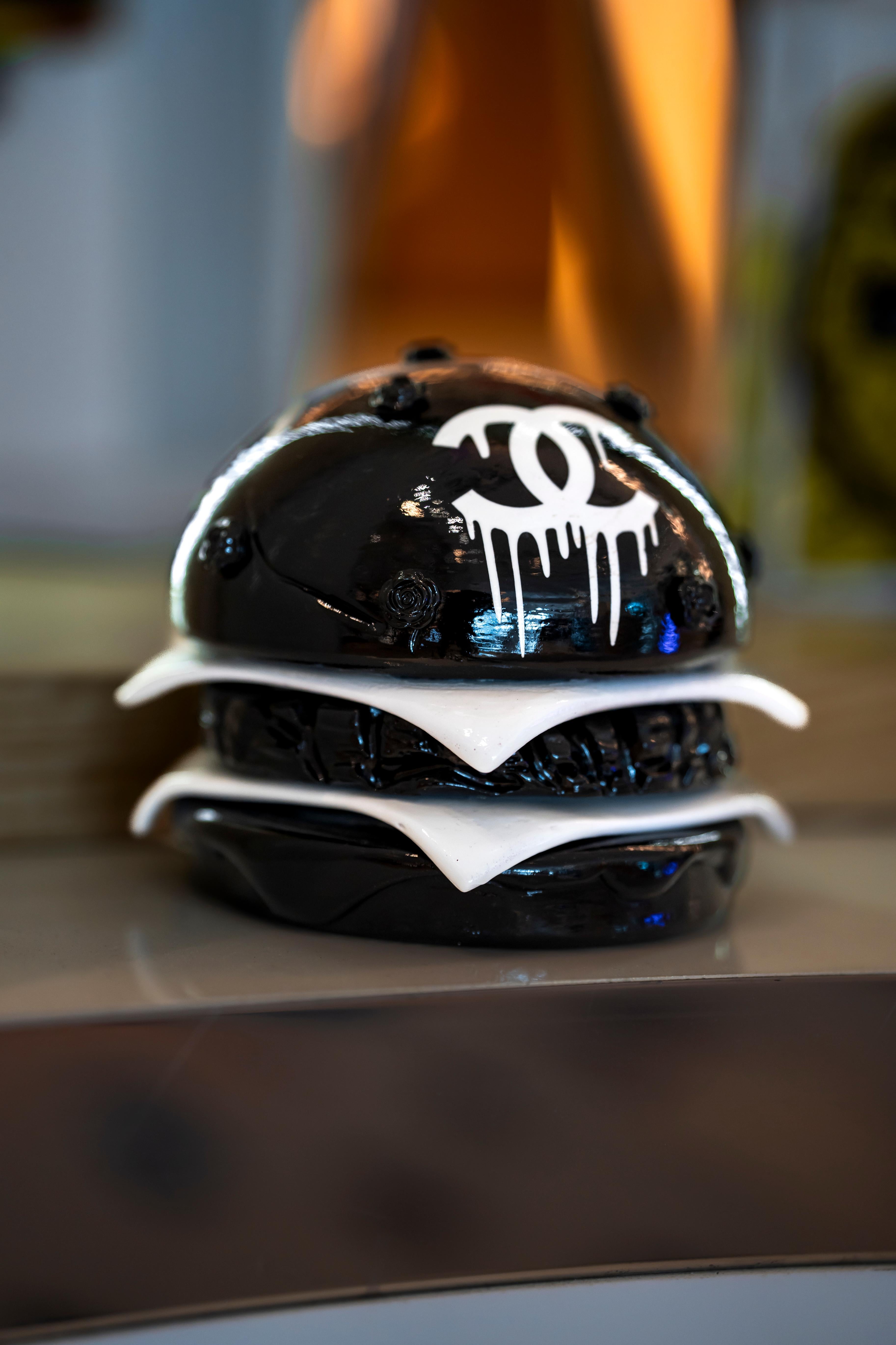 di lorenzo Figurative Sculpture -  Black Burger CH Tribute