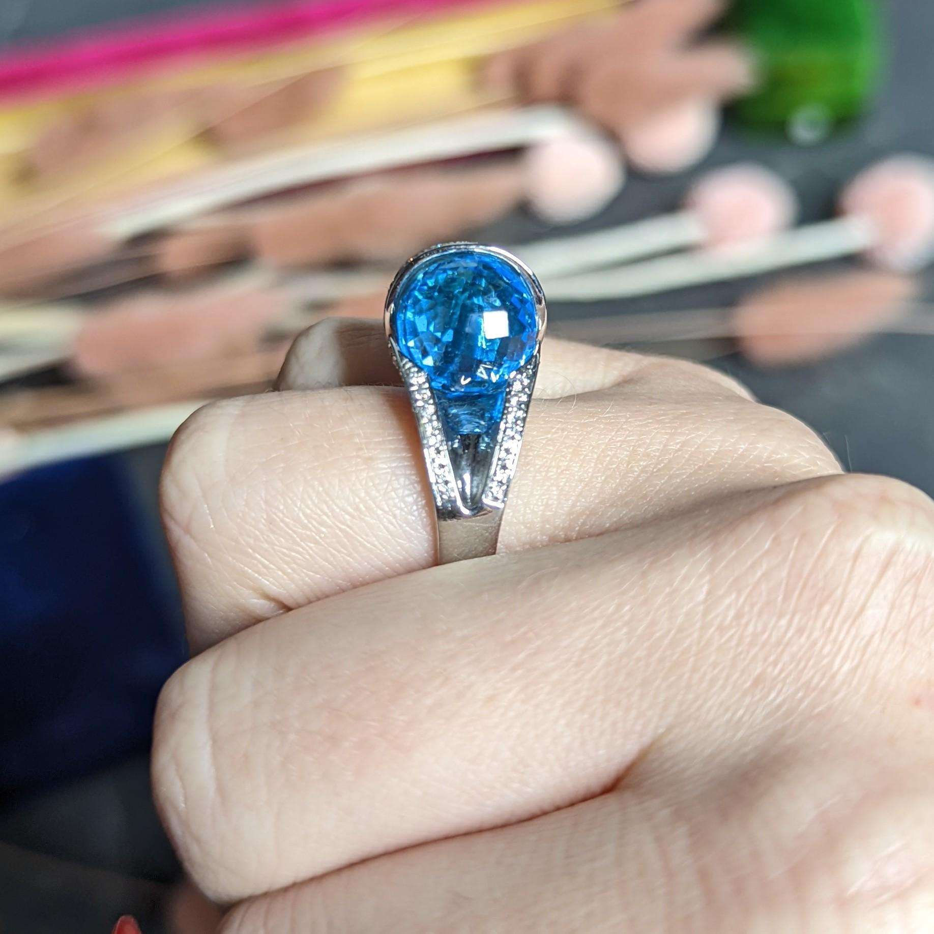 Di Modolo Blauer Topas Pavé-Diamant 18 Karat Weißgold Edelsteinring 7