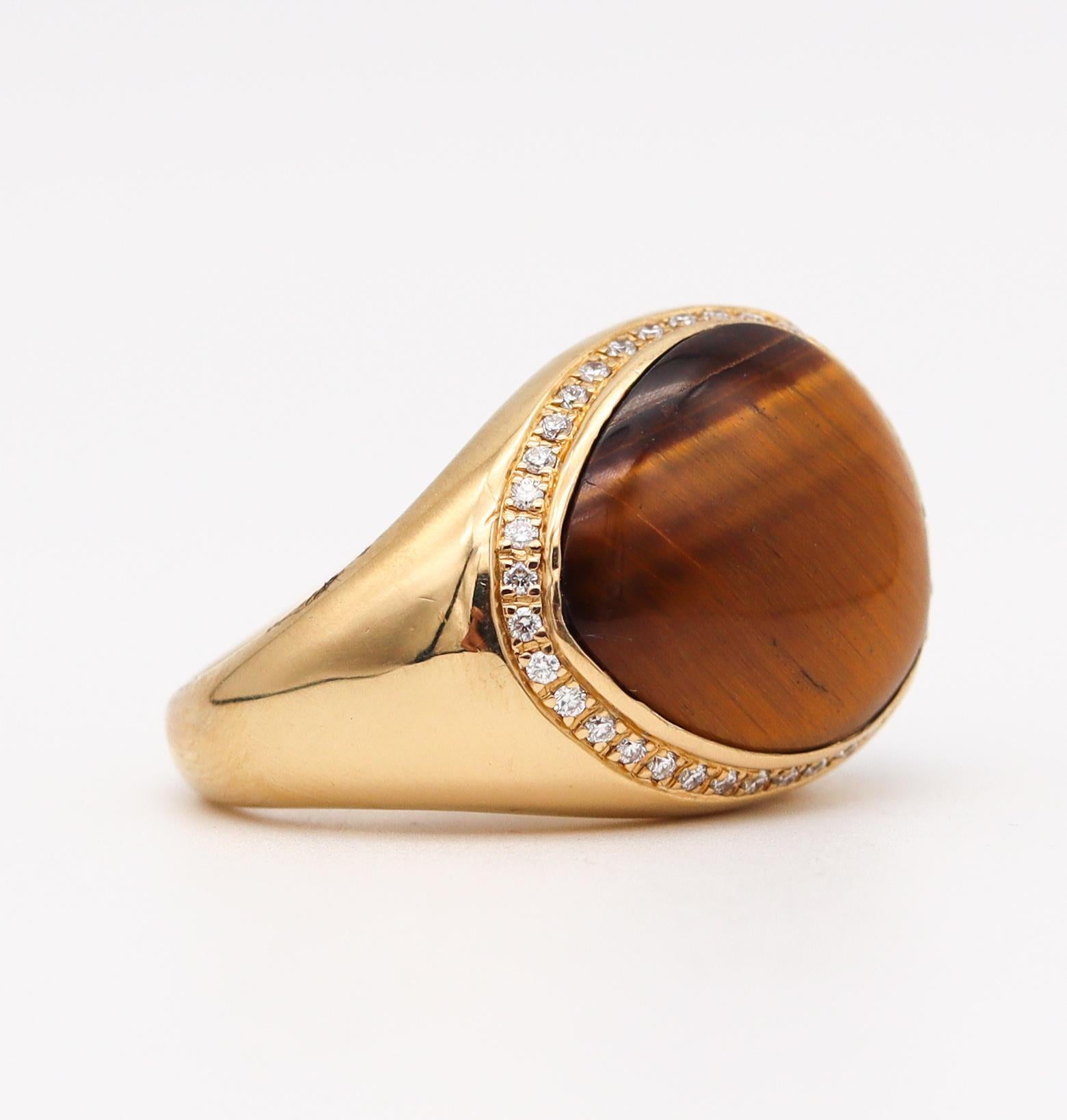 Cabochon Di Modolo Cocktail Ring in 18Kt Gold With 28.65 Ctw Tiger Eye Quartz & Diamonds
