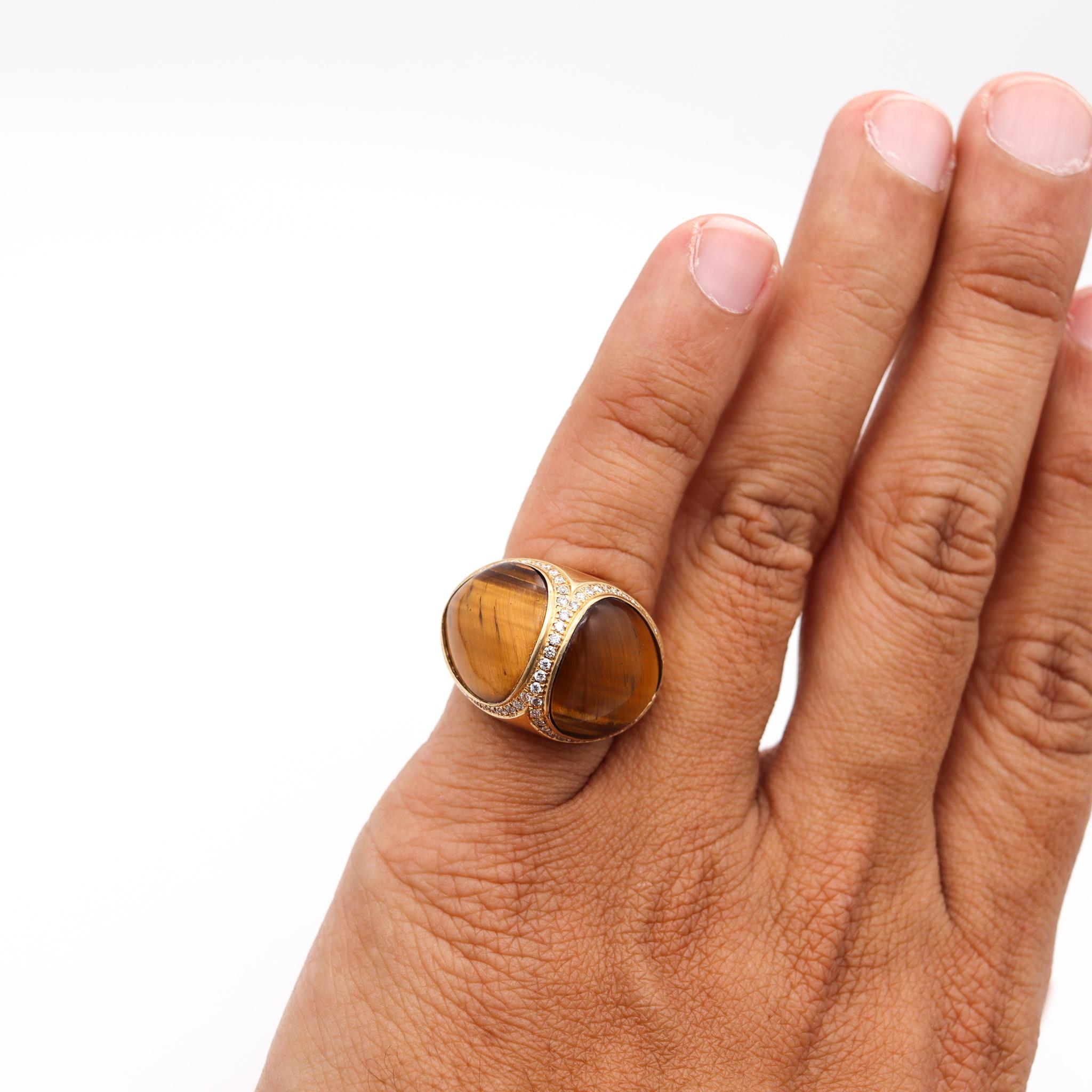 Di Modolo Cocktail Ring in 18Kt Gold With 28.65 Ctw Tiger Eye Quartz & Diamonds 2