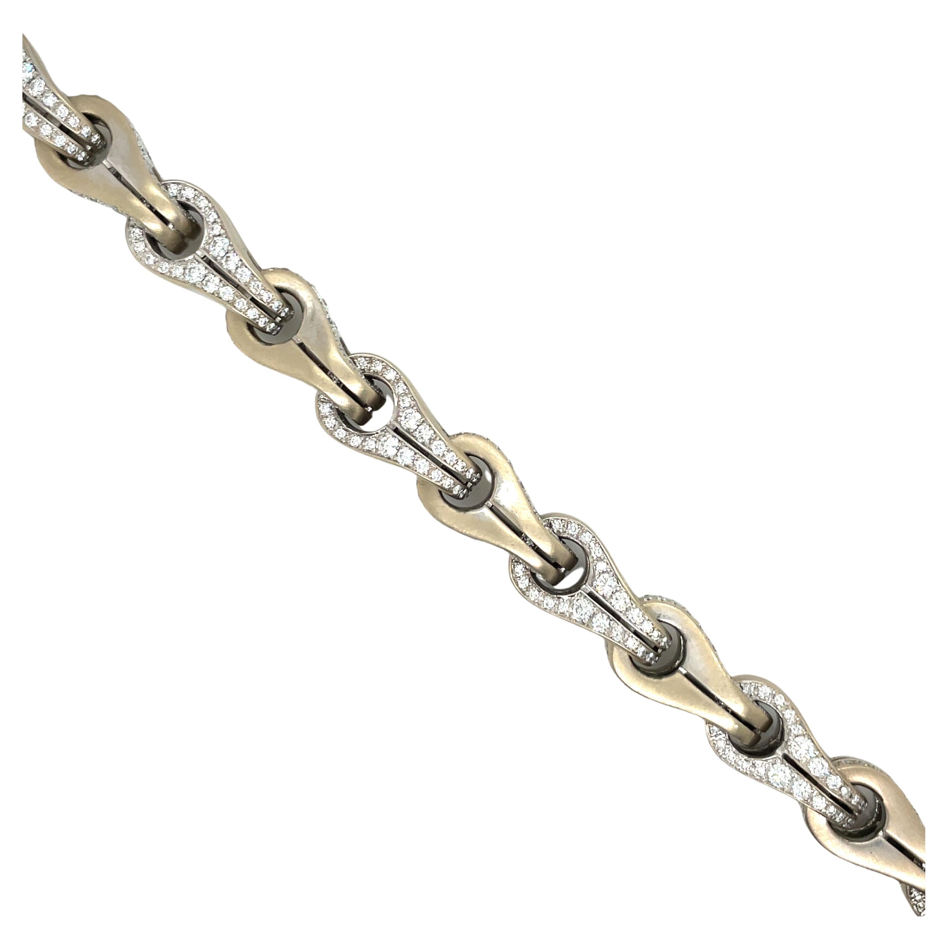 Contemporary Di Modolo Fiamma Collection 18 Karat White Gold Diamond Link Bracelet 13 Carats For Sale