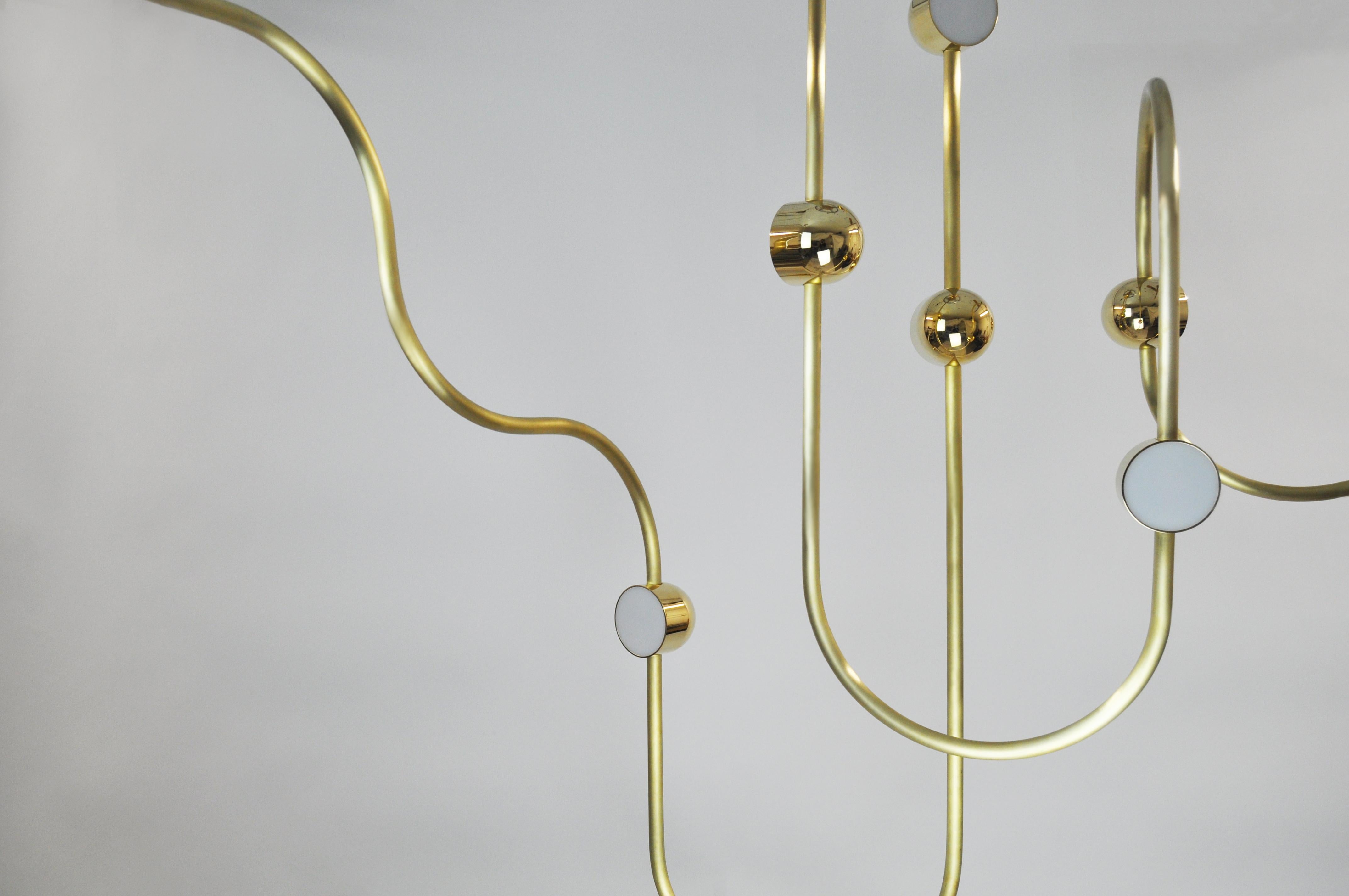 Lustre LED contemporain Dia, Config. 3, Laiton massif, Fait main/fini, Art en vente 2