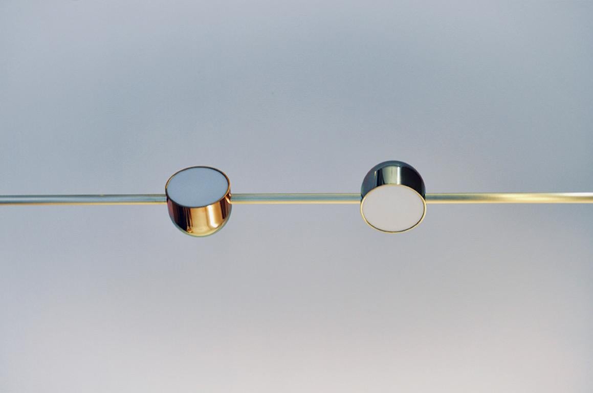 Moderne Lustre LED contemporain Dia, Config. 2, laiton massif, fait à la main/fini, Art en vente