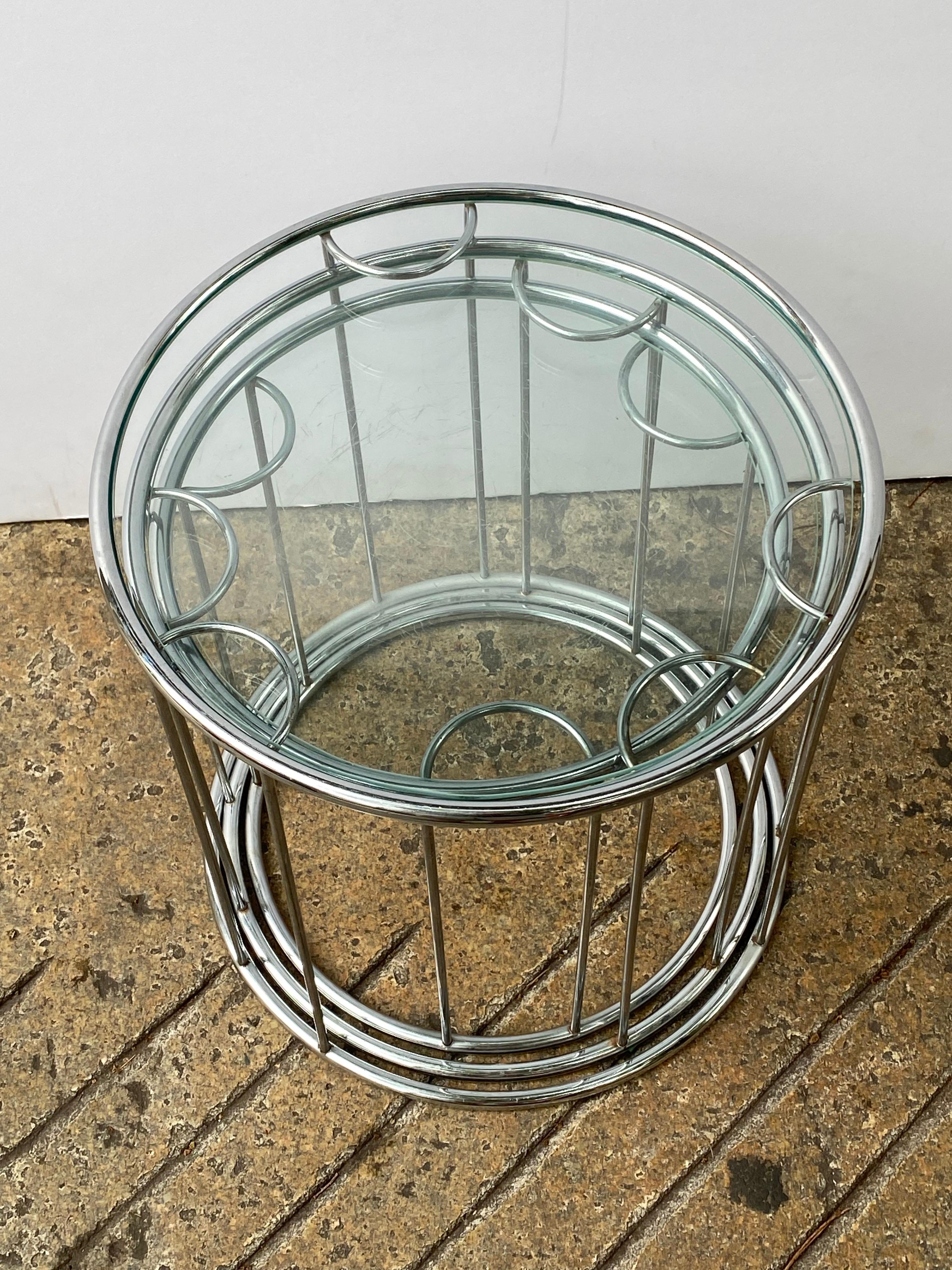 Mid-Century Modern DIA Design Institute  America Chrome and Glass Nesting Tables