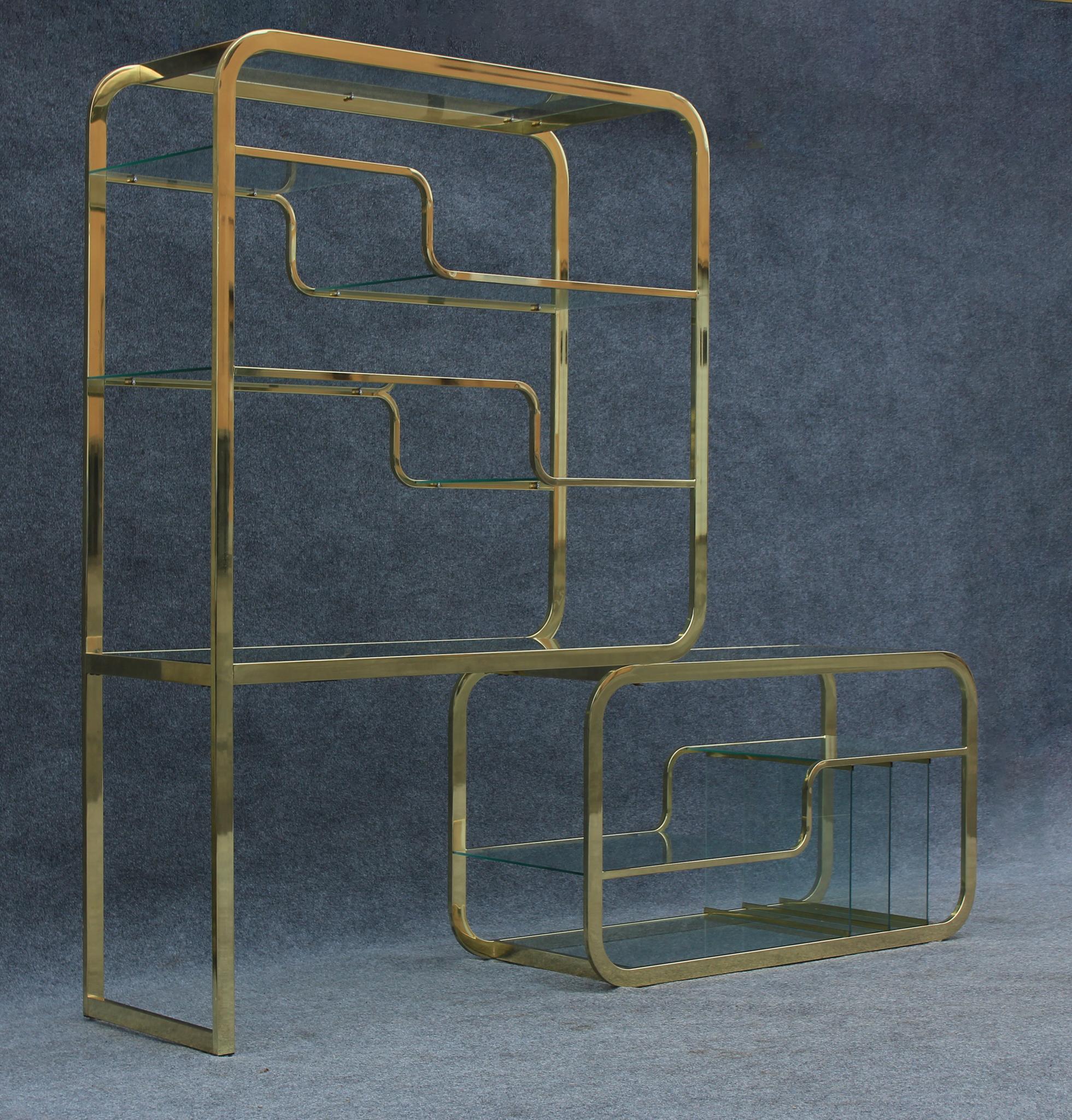 DIA Milo Baughman Stil Verstellbare Etagere aus Messing und Glas, Mid-Century/Art Deco im Angebot 10