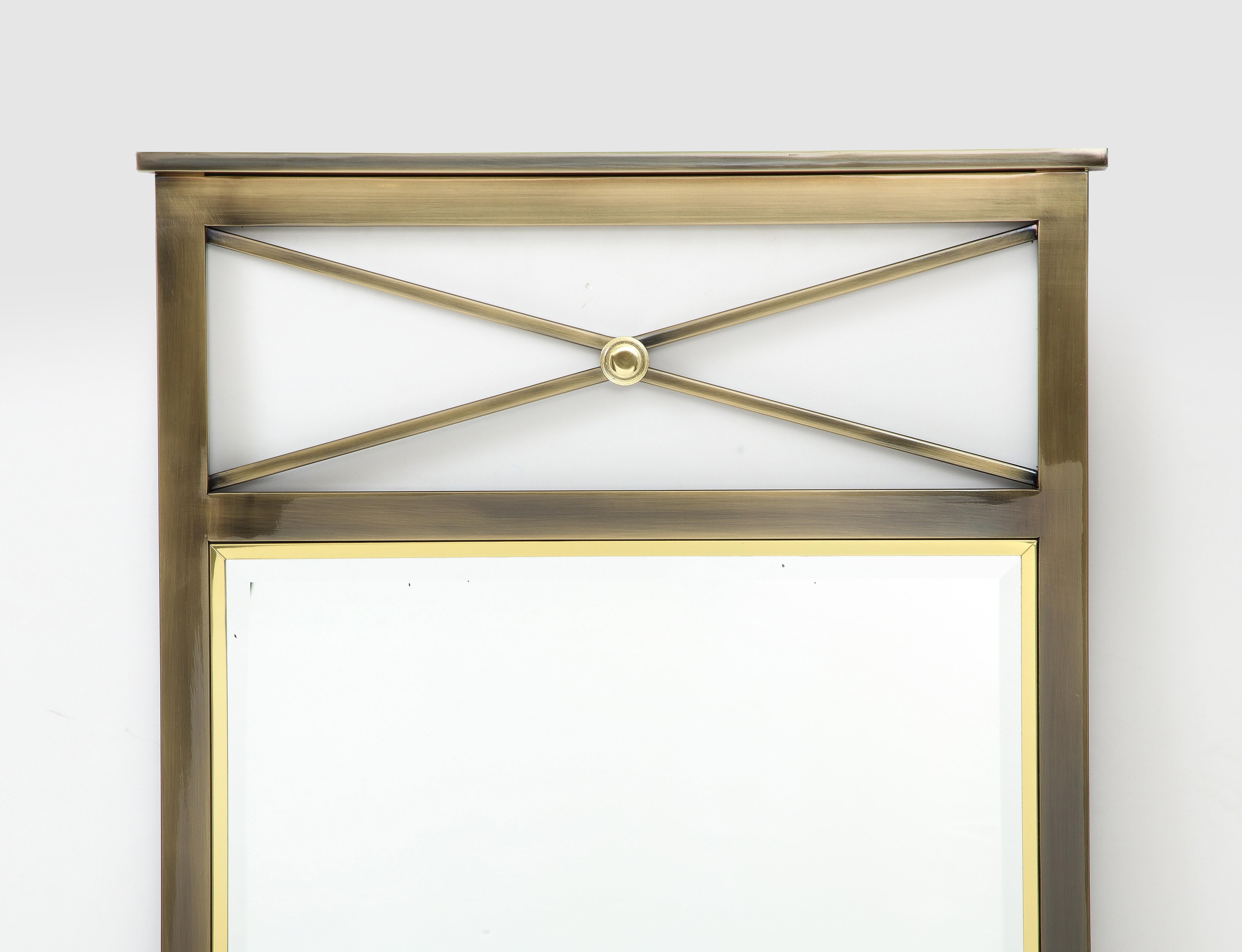 DIA Neoklassizistischer Spiegel aus Bronze und Messing (amerikanisch) im Angebot