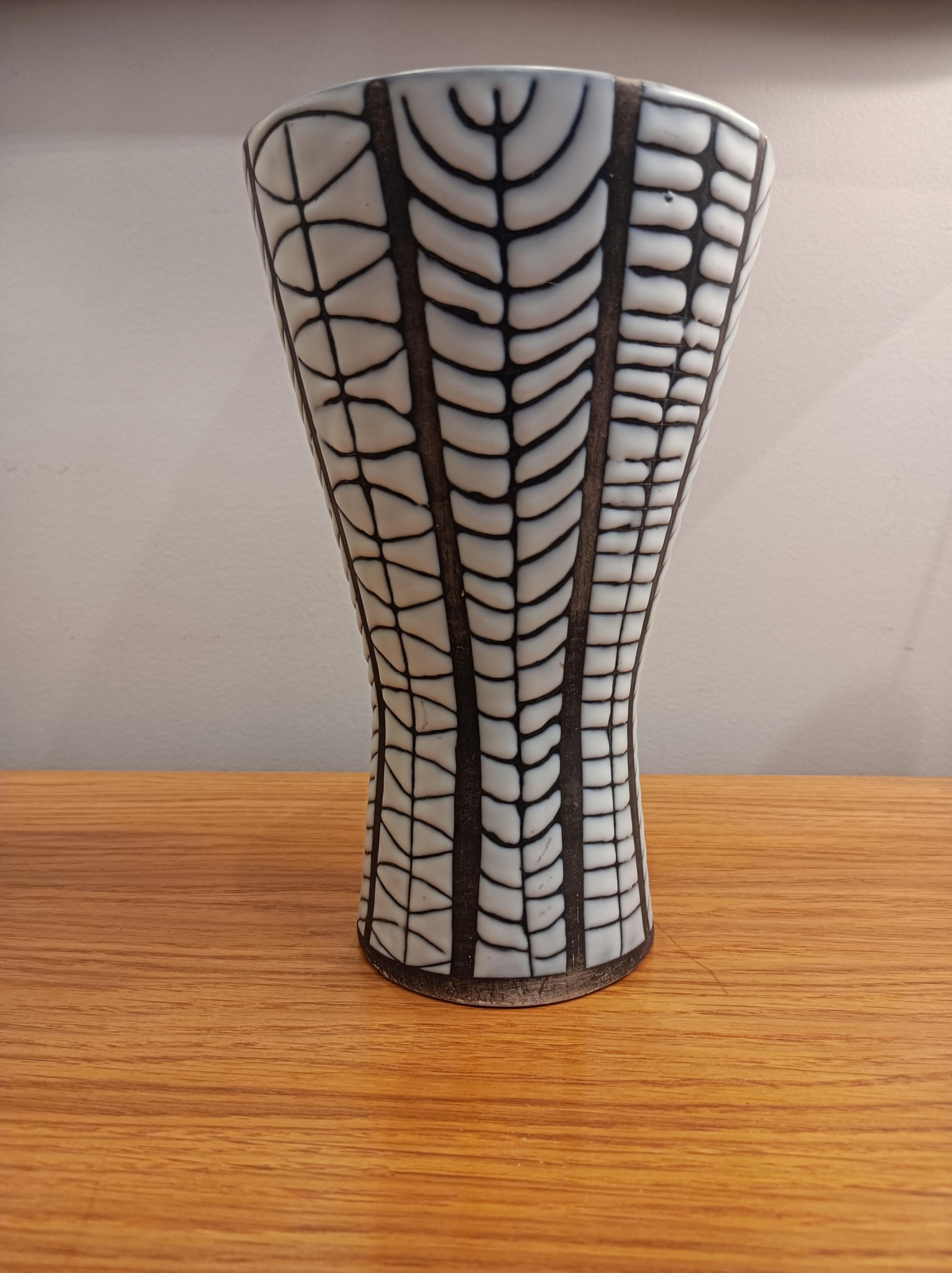 Français Vase en céramique Diabolo de Roger Capron, France