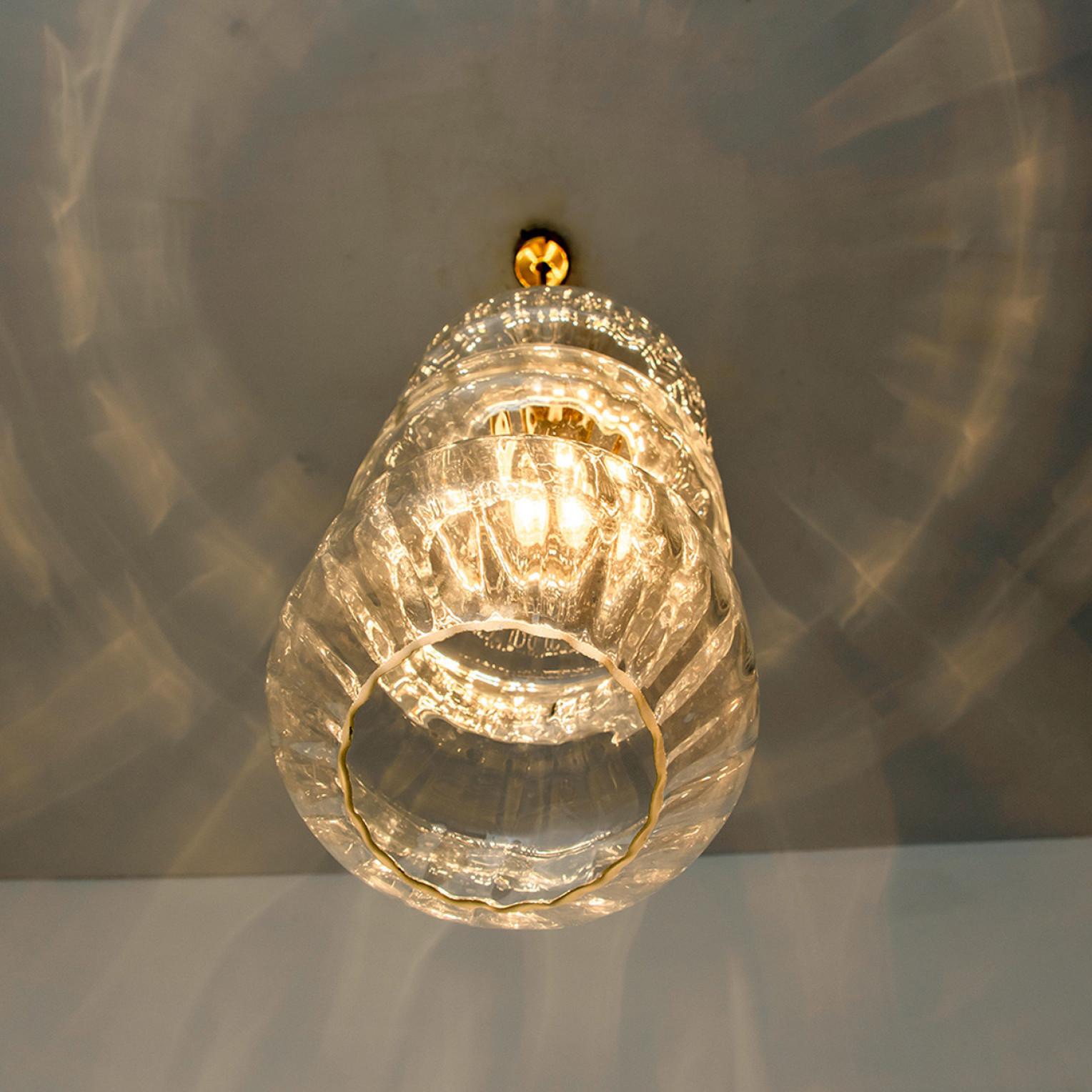 Diabolo Clear Glass Pendant made in Czech Republic, 1960s For Sale 5