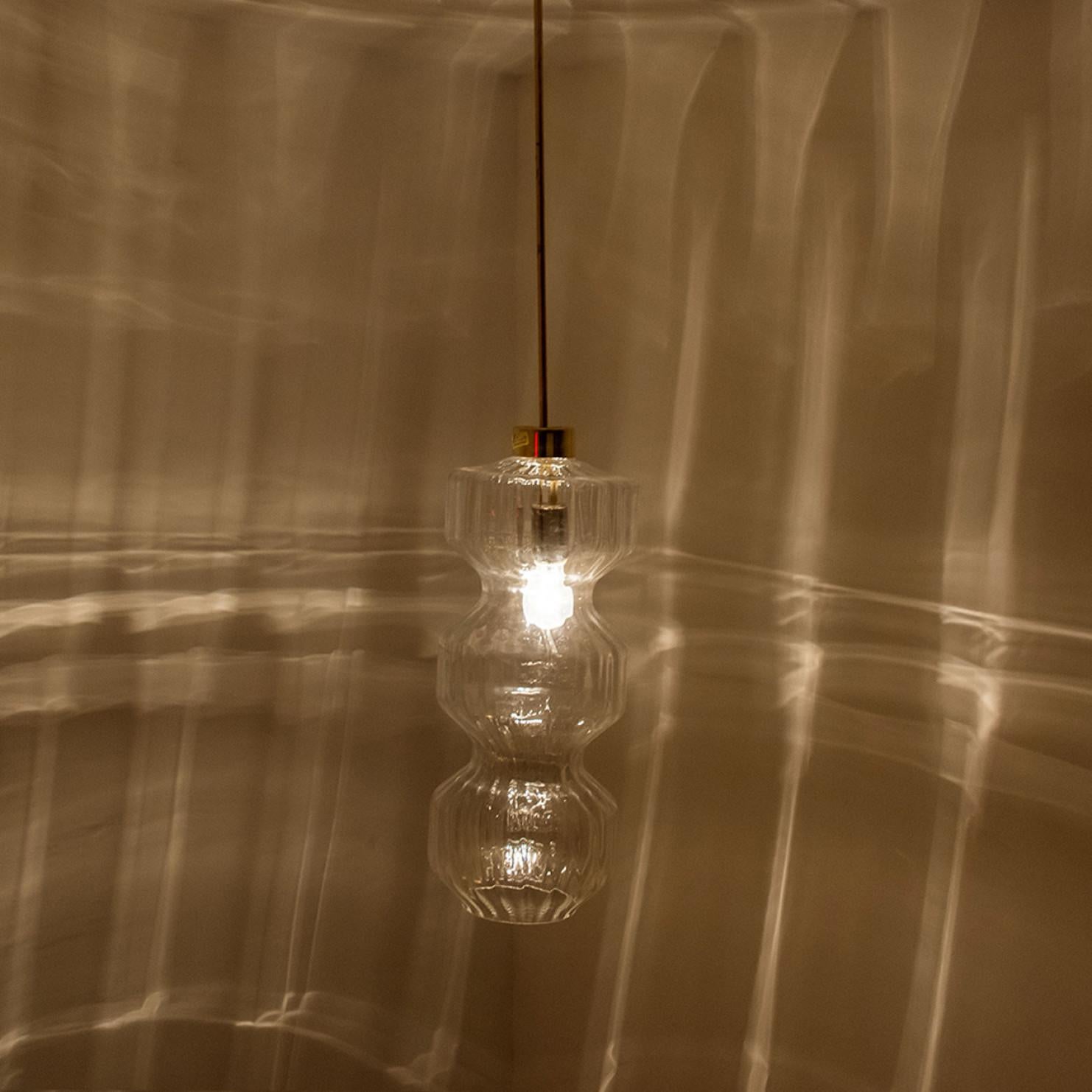 Pendentif Diabolo en verre transparent fabriqué en République tchèque, années 1960 en vente 6