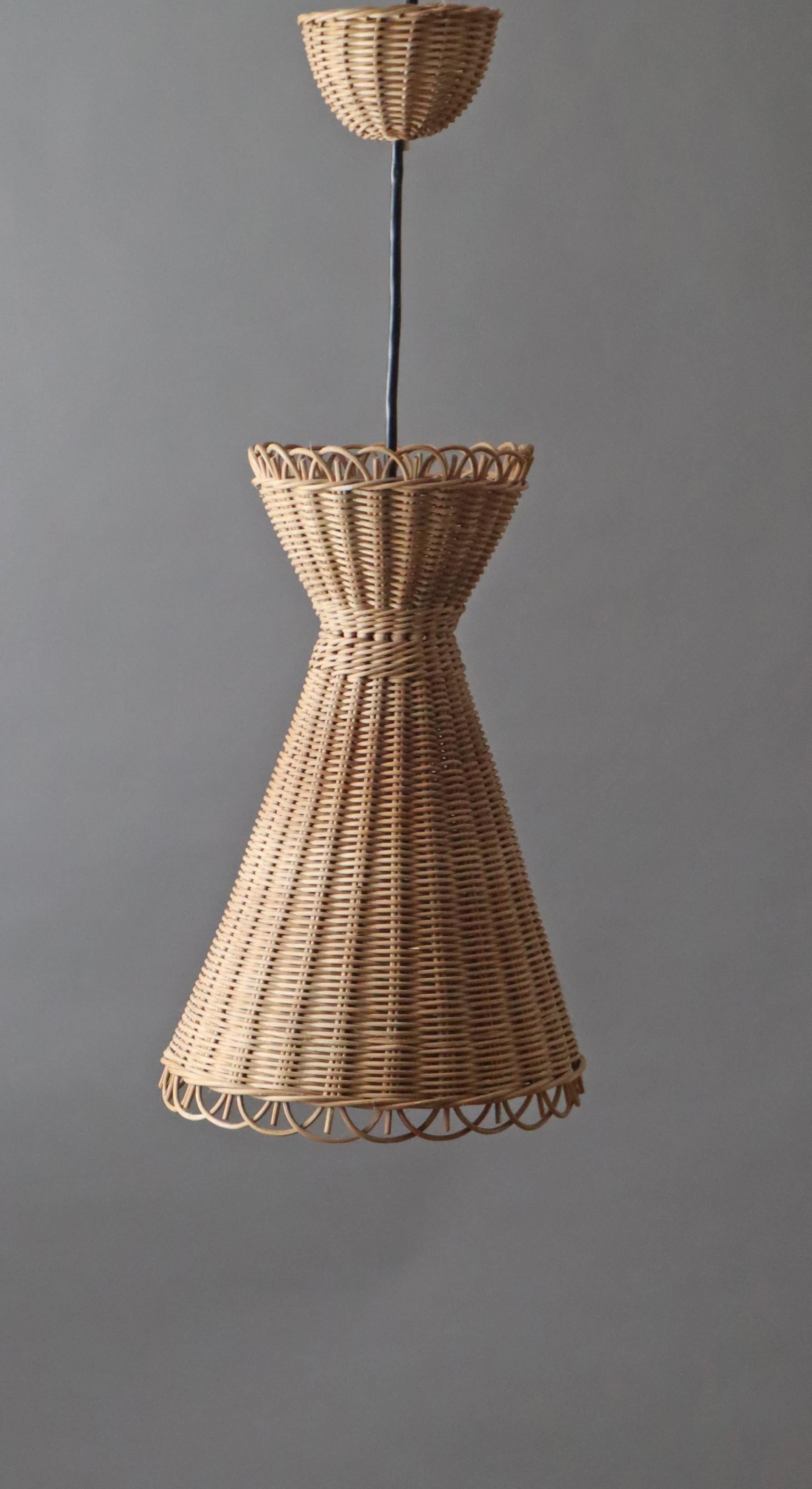 Lámpara colgante Diabolo Kiwi Boho Basket al estilo de J.T. Kalmar , años 50 en venta 4