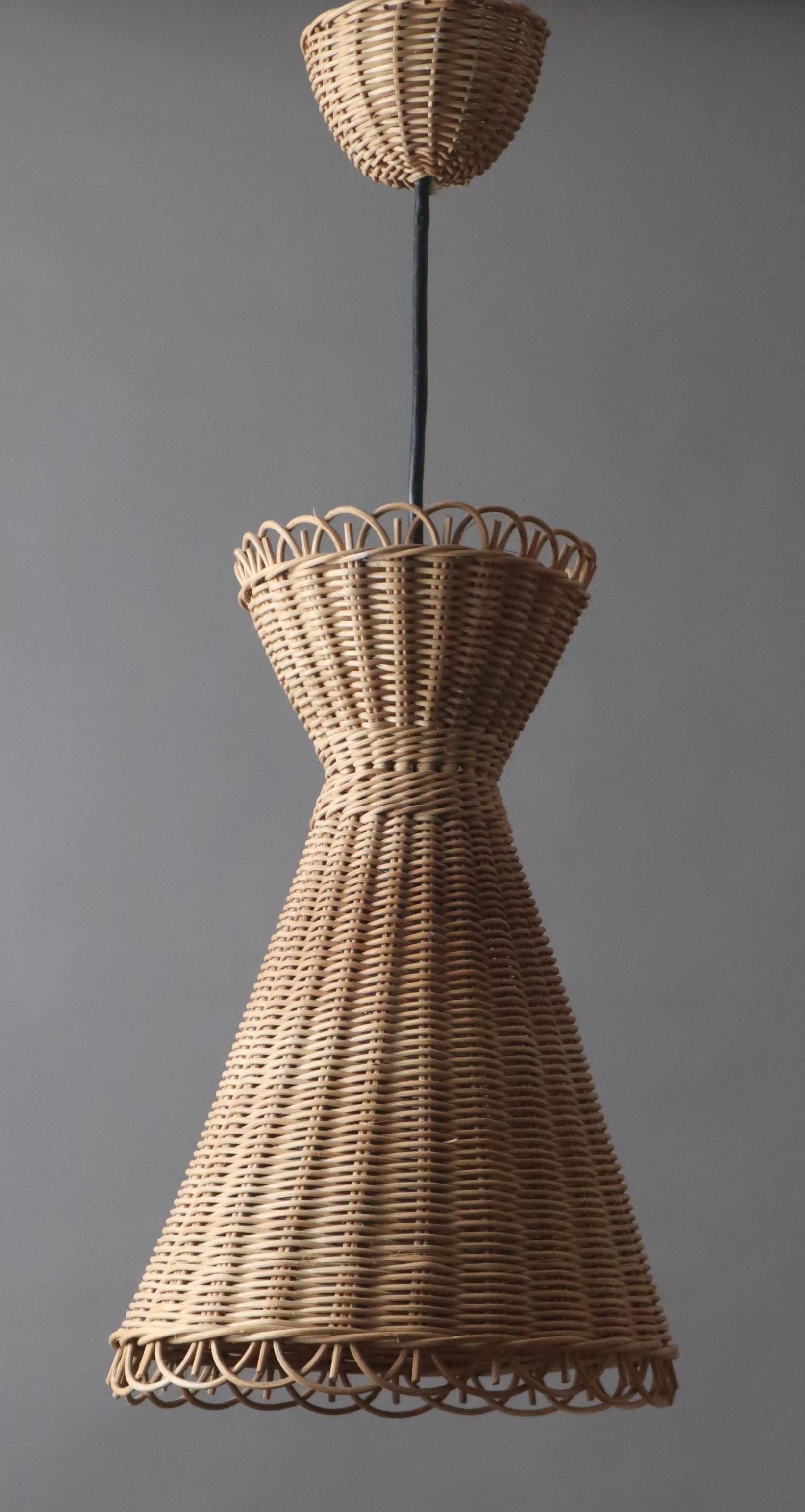 Lámpara colgante Diabolo Kiwi Boho Basket al estilo de J.T. Kalmar , años 50 en venta 5