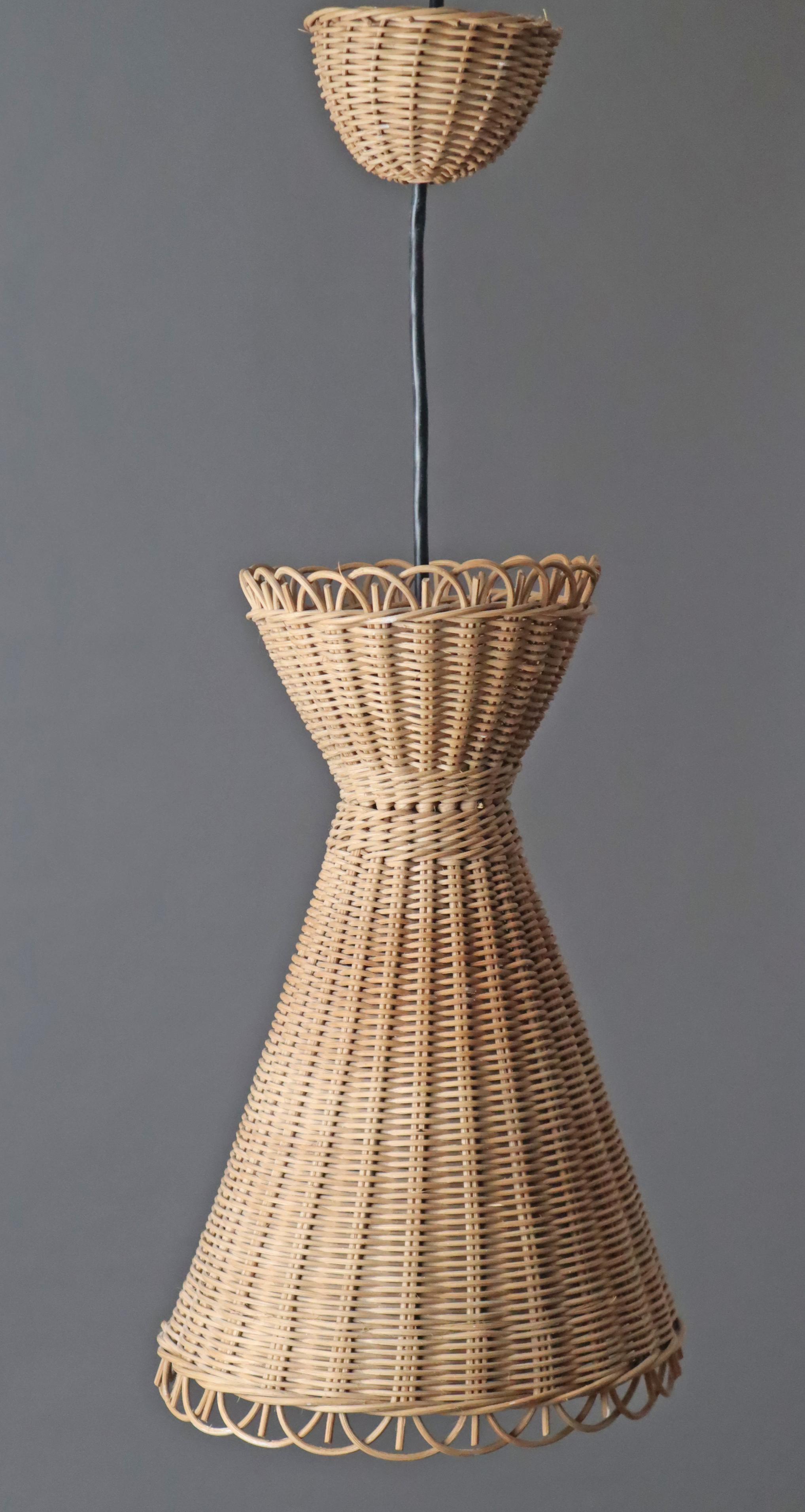 Lámpara colgante Diabolo Kiwi Boho Basket al estilo de J.T. Kalmar , años 50 en Bueno estado para la venta en Hannover, DE