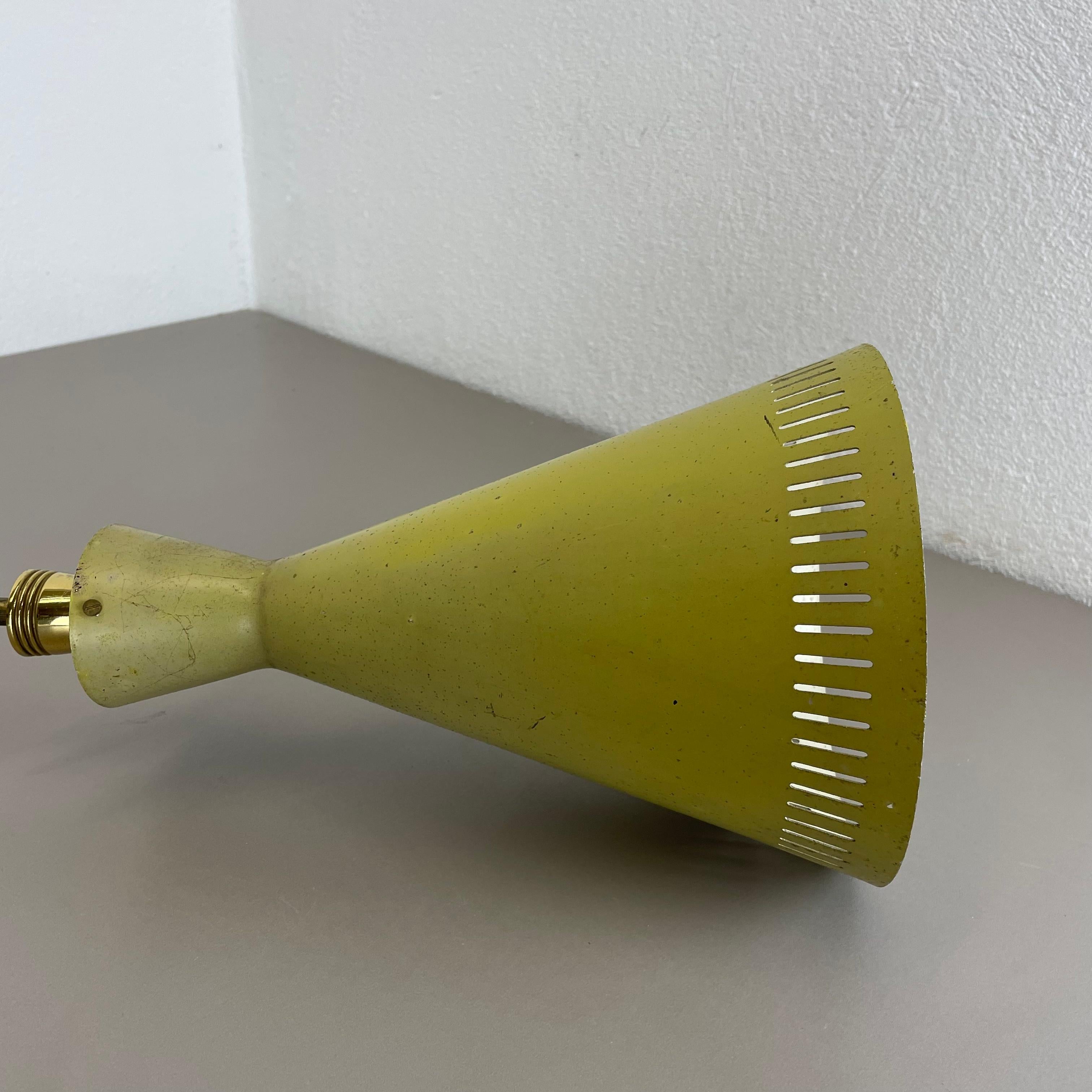 Lampe suspendue de style Stilnovo du milieu du siècle dernier en laiton et métal Diabolo, Italie 1950 en vente 11