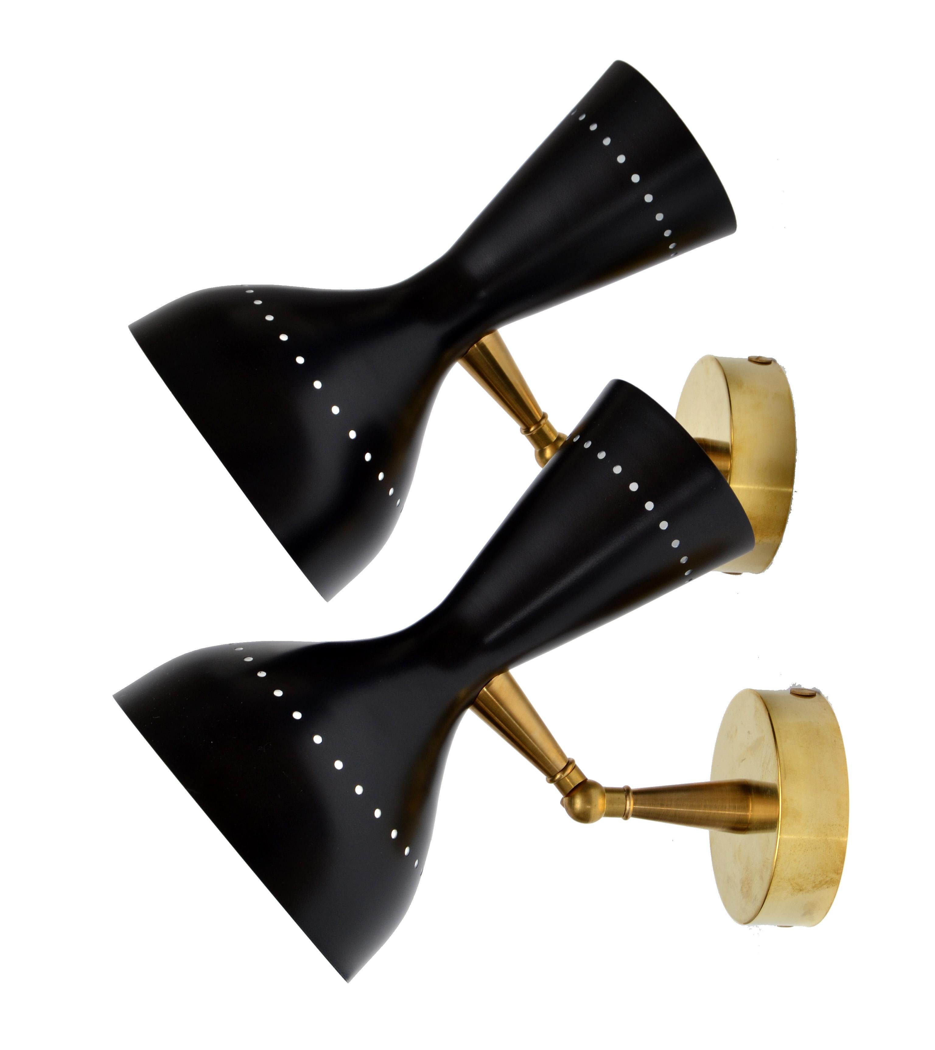 Diabolo Sconce in the Style of Stilnovo Brass Metal Black White Enamel Finish For Sale 1