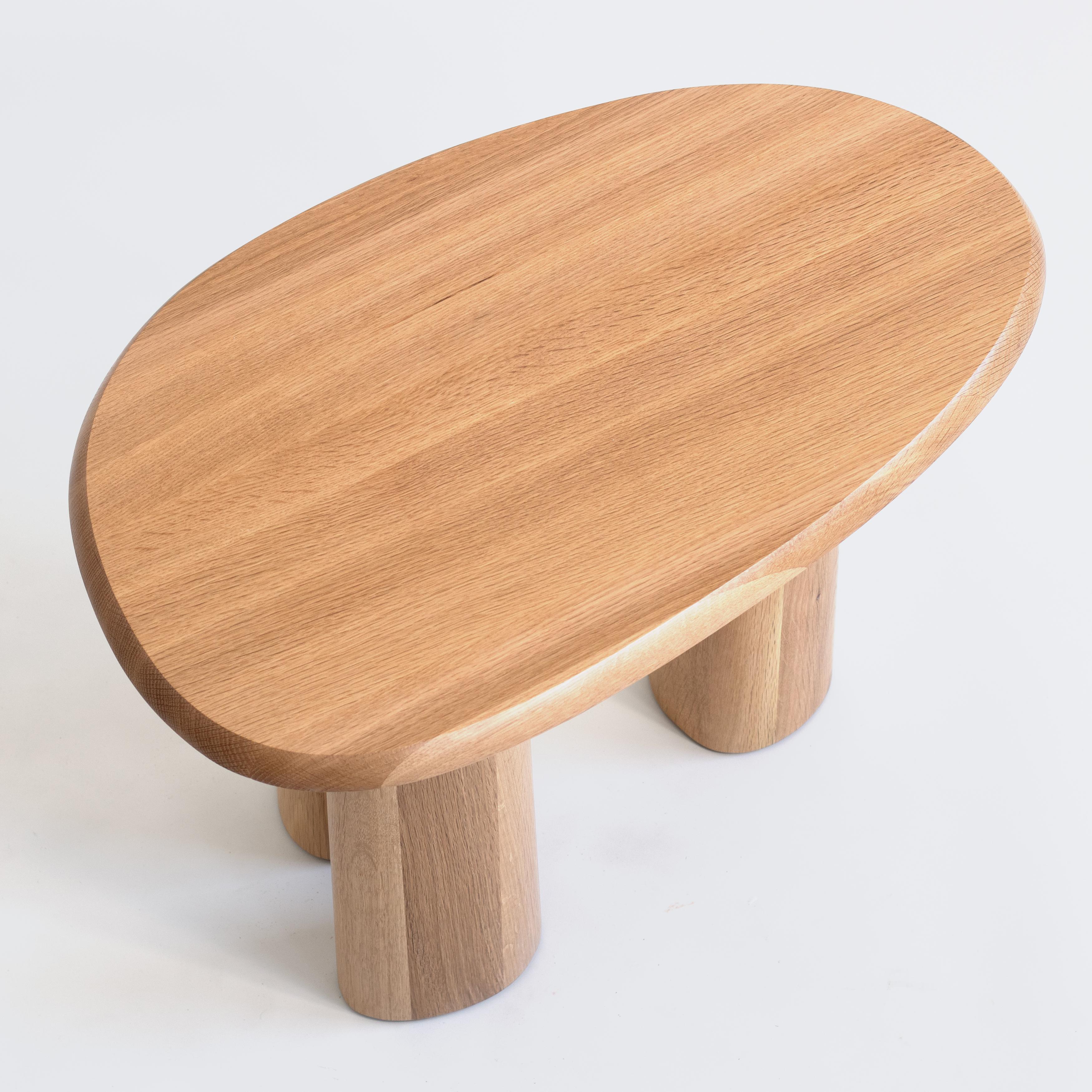 Contemporary Diaform Side Table Lefanto – Oak For Sale