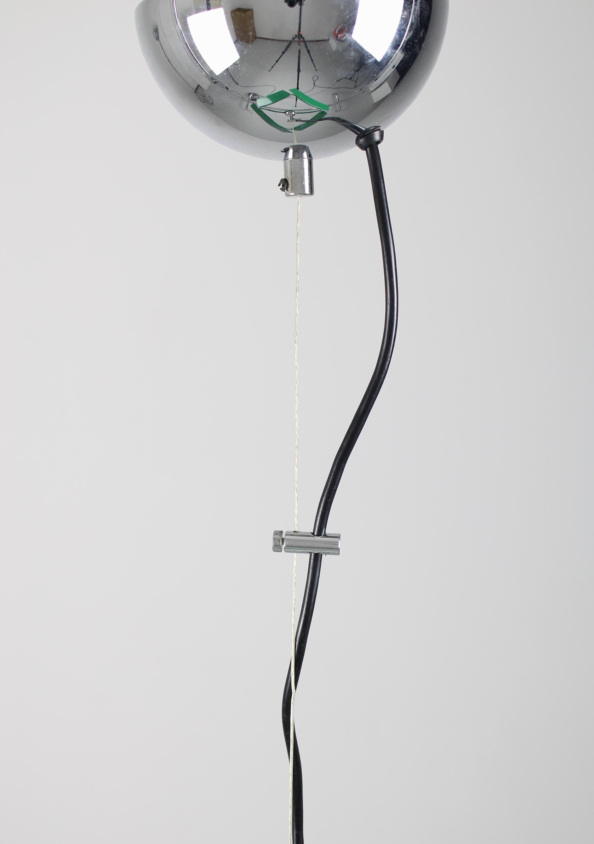 Diaframma pendant lamp by Fabio Lenci for Guzzini, 1974 For Sale 3