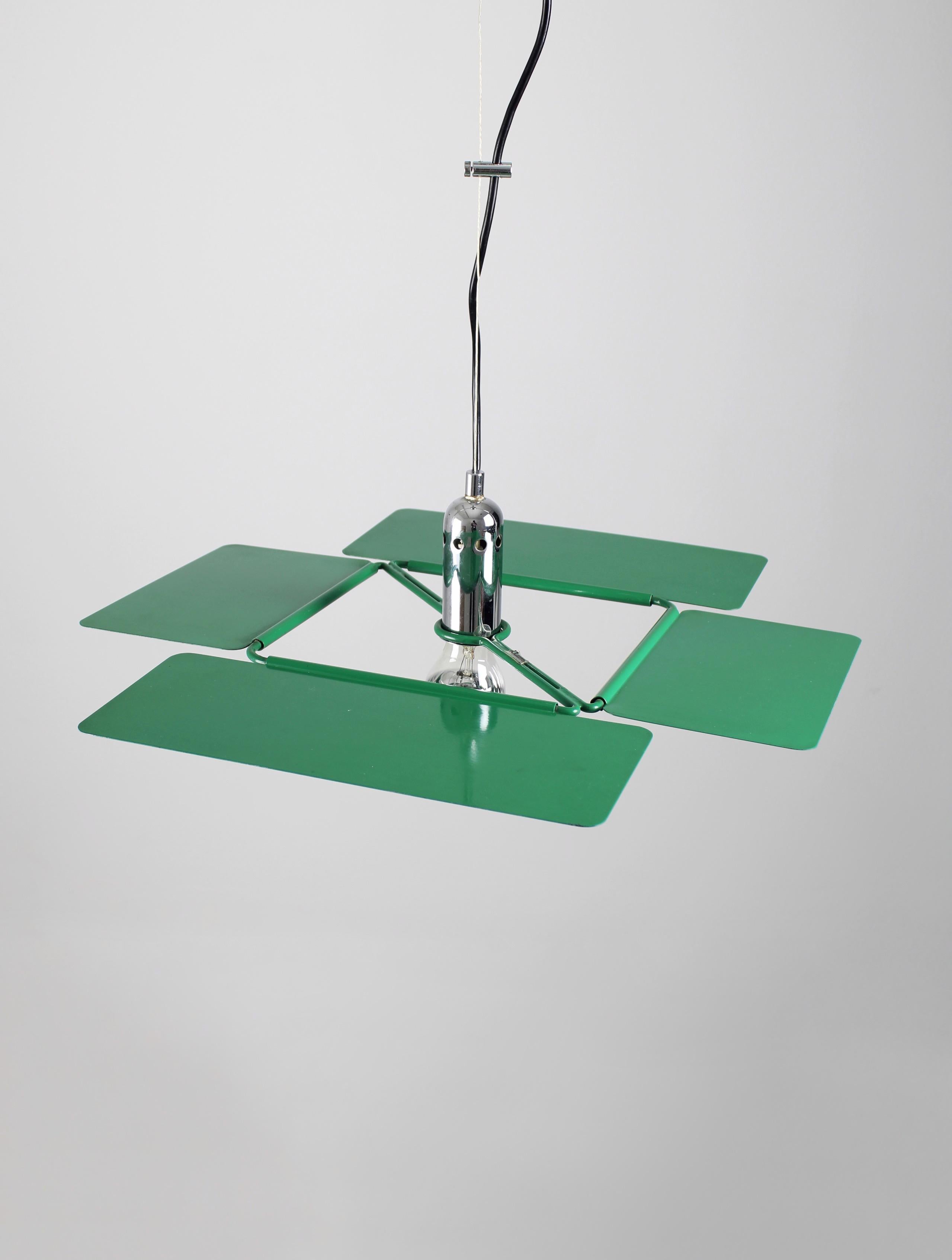 Diaframma pendant lamp by Fabio Lenci for Guzzini, 1974 In Good Condition For Sale In UTRECHT, NL