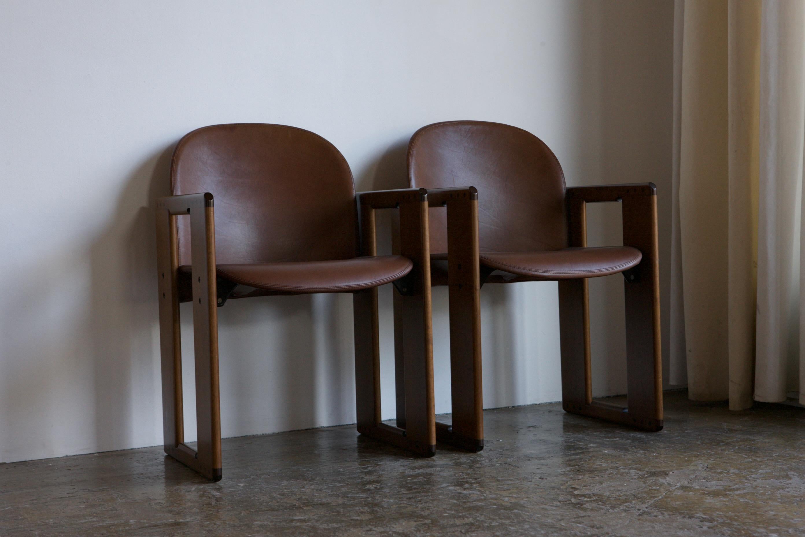 Italian Dialogo Dining chair by Tobia and Afra Scarpa For Sale