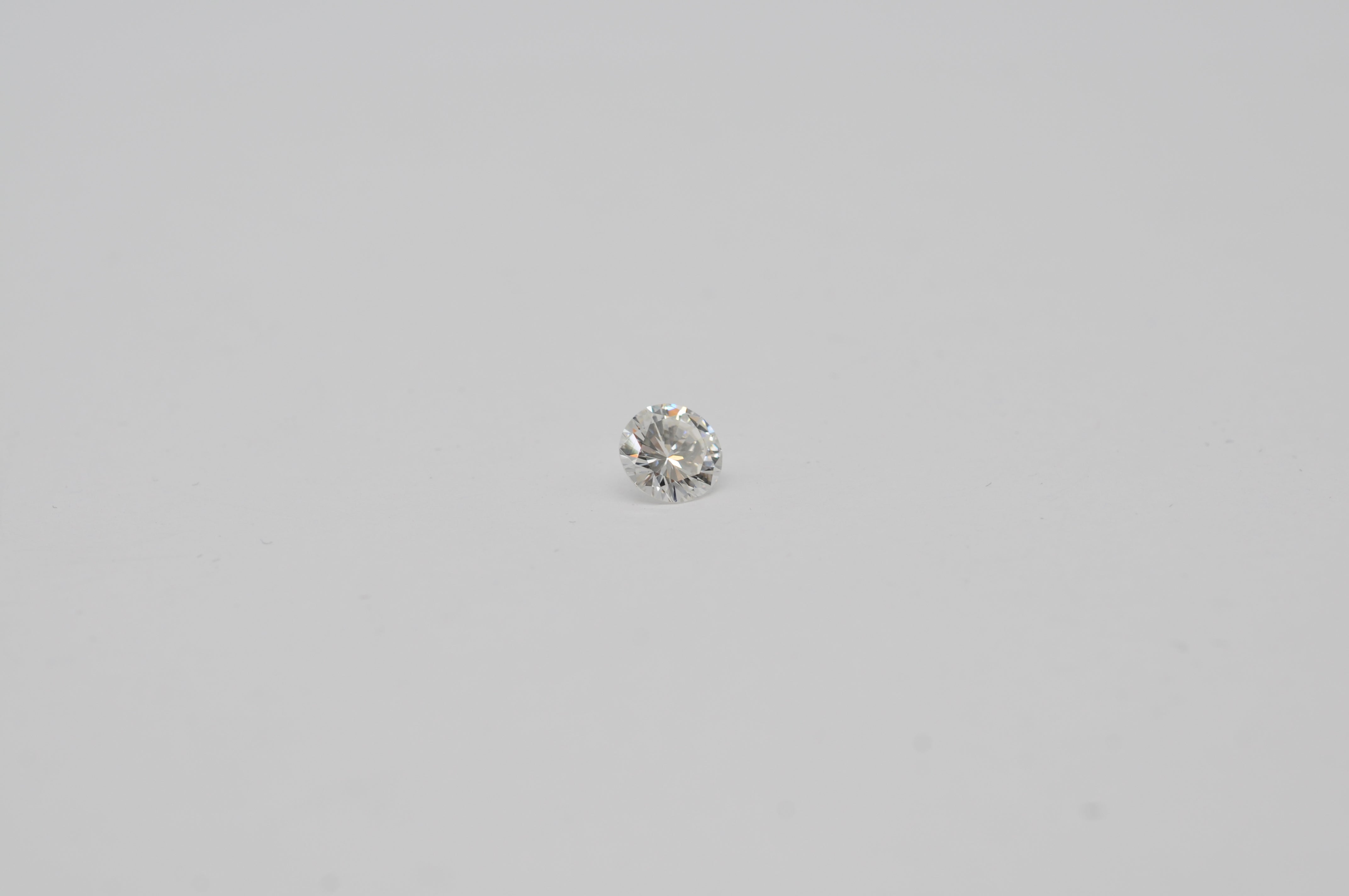 diamond, a Brilliant cut gem with a weight of 1.06 carats. extraordinary qualities that define its exquisite beauty:

Diamond Details:

Shape: Brilliant
Weight: 1.06 carats
Clarity Grade: Internally Flawless (IF), loupe-clean (No visible inclusions