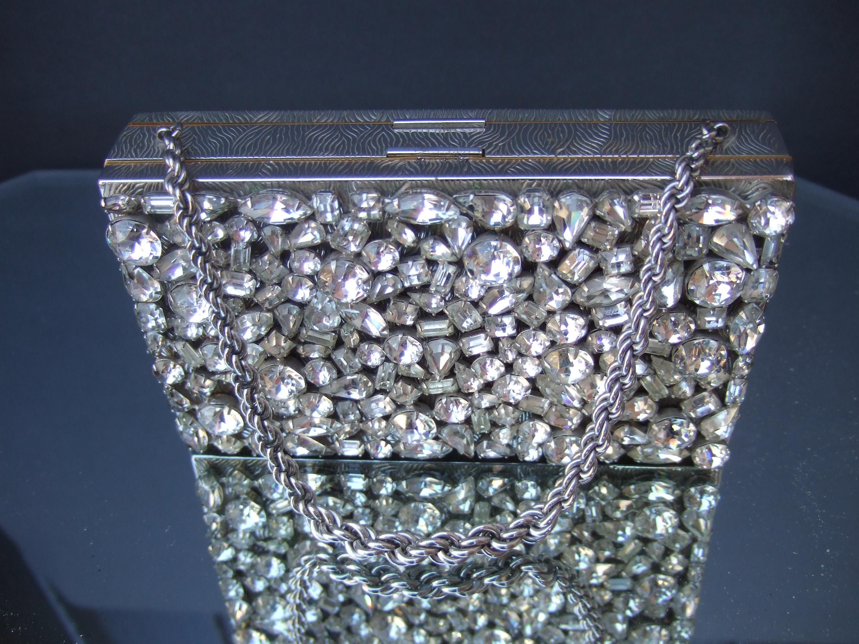 Bolso de Noche de Cristal Diamante - Estuche Compacto Diseñado por Evans c 1960 en venta 1